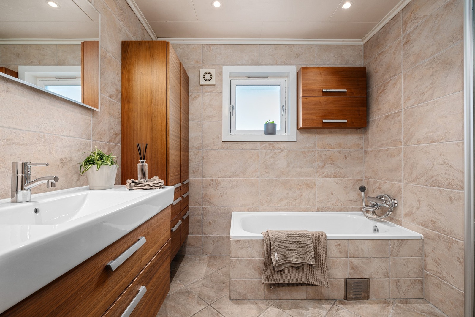 Bad i 1. etasje på 4,18 kvm. Galleribilde