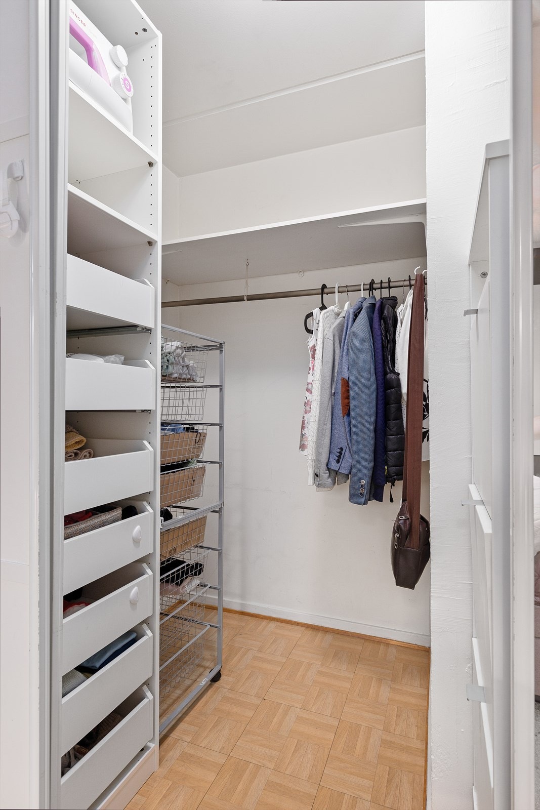 Walk in closet Galleribilde