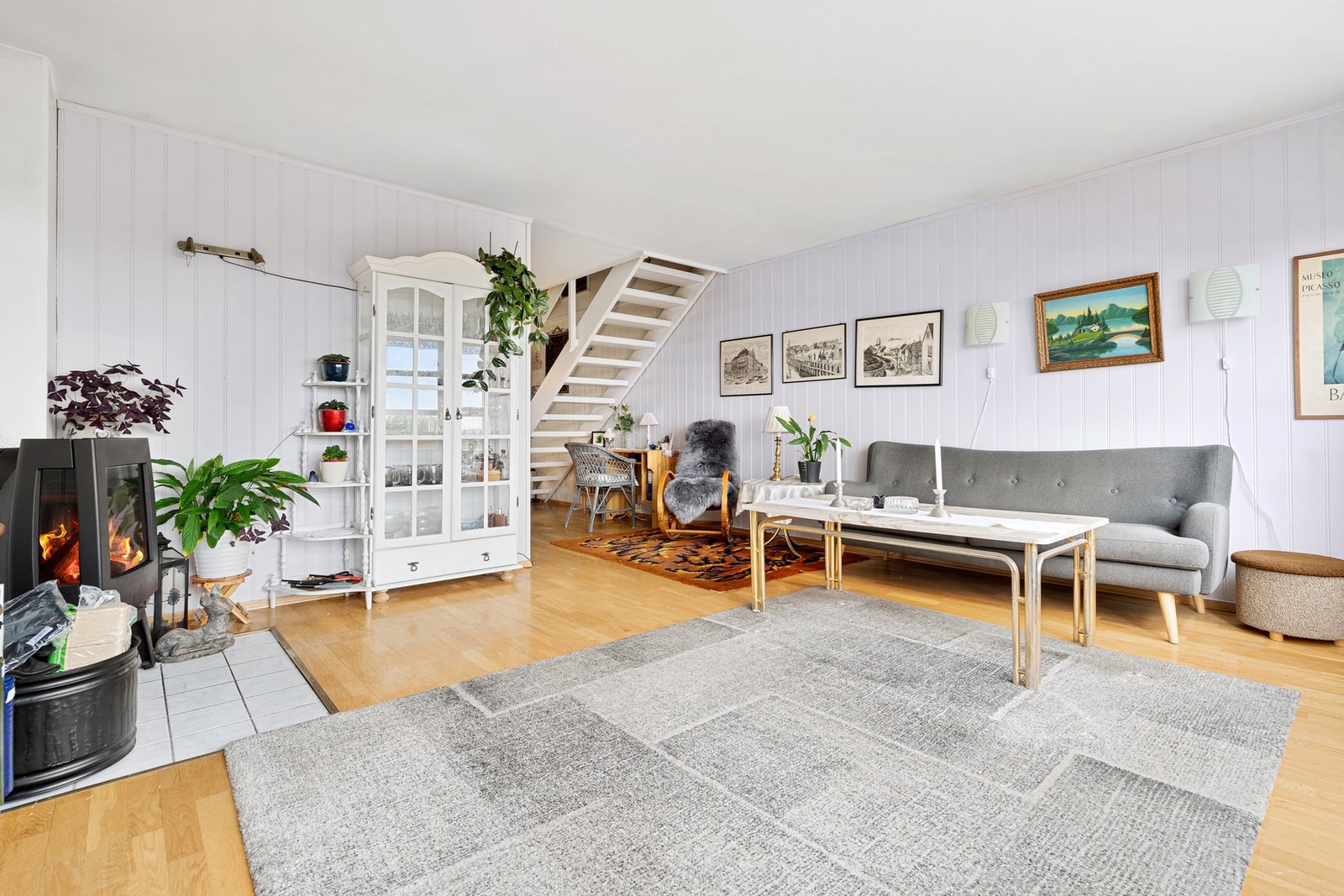 Romslig stue på 21 kvm. Galleribilde