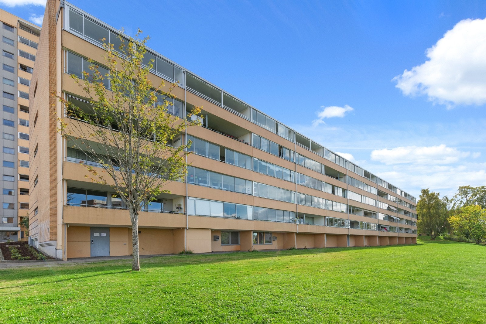 Fasade - Veldrevet borettslag bestående av 664 leiligheter. Galleribilde