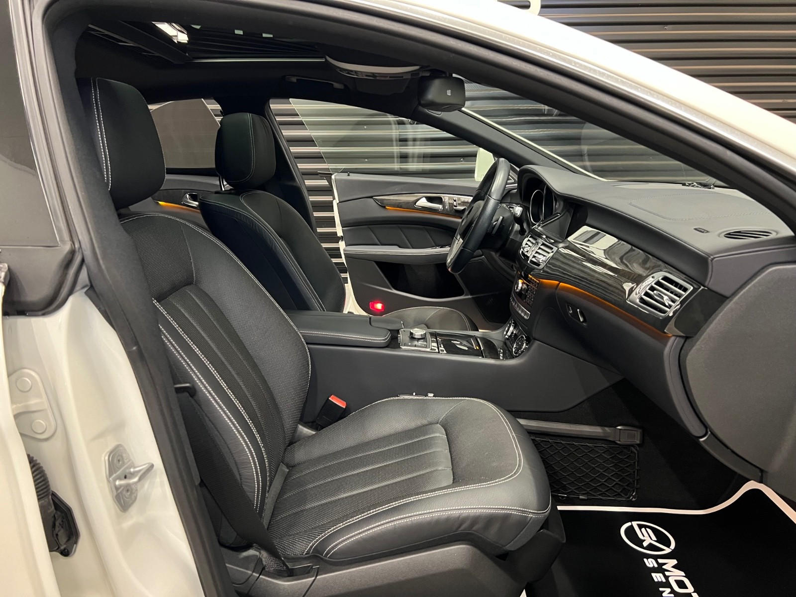 Hovedbilde av Mercedes-Benz CLS