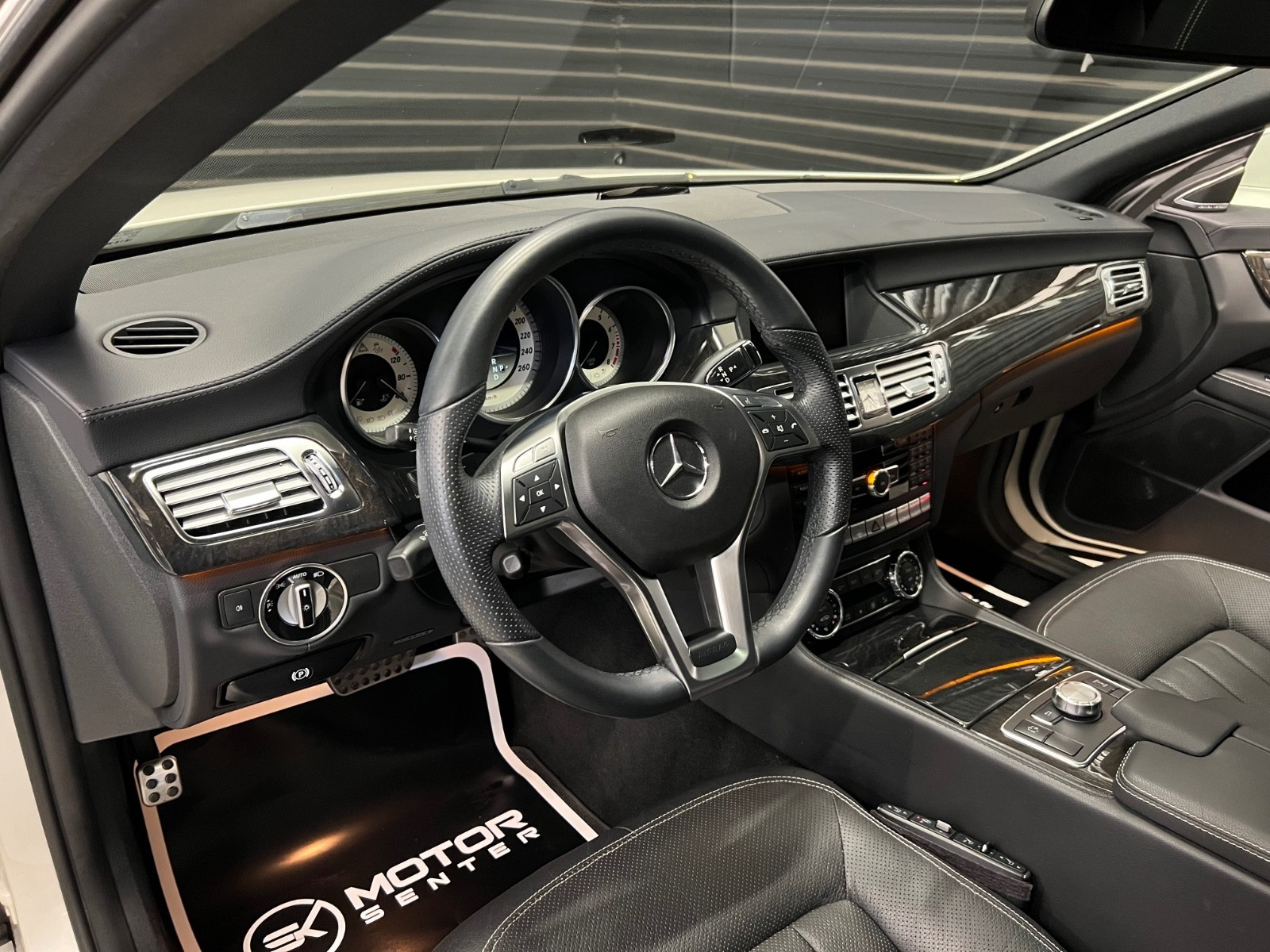 Hovedbilde av Mercedes-Benz CLS