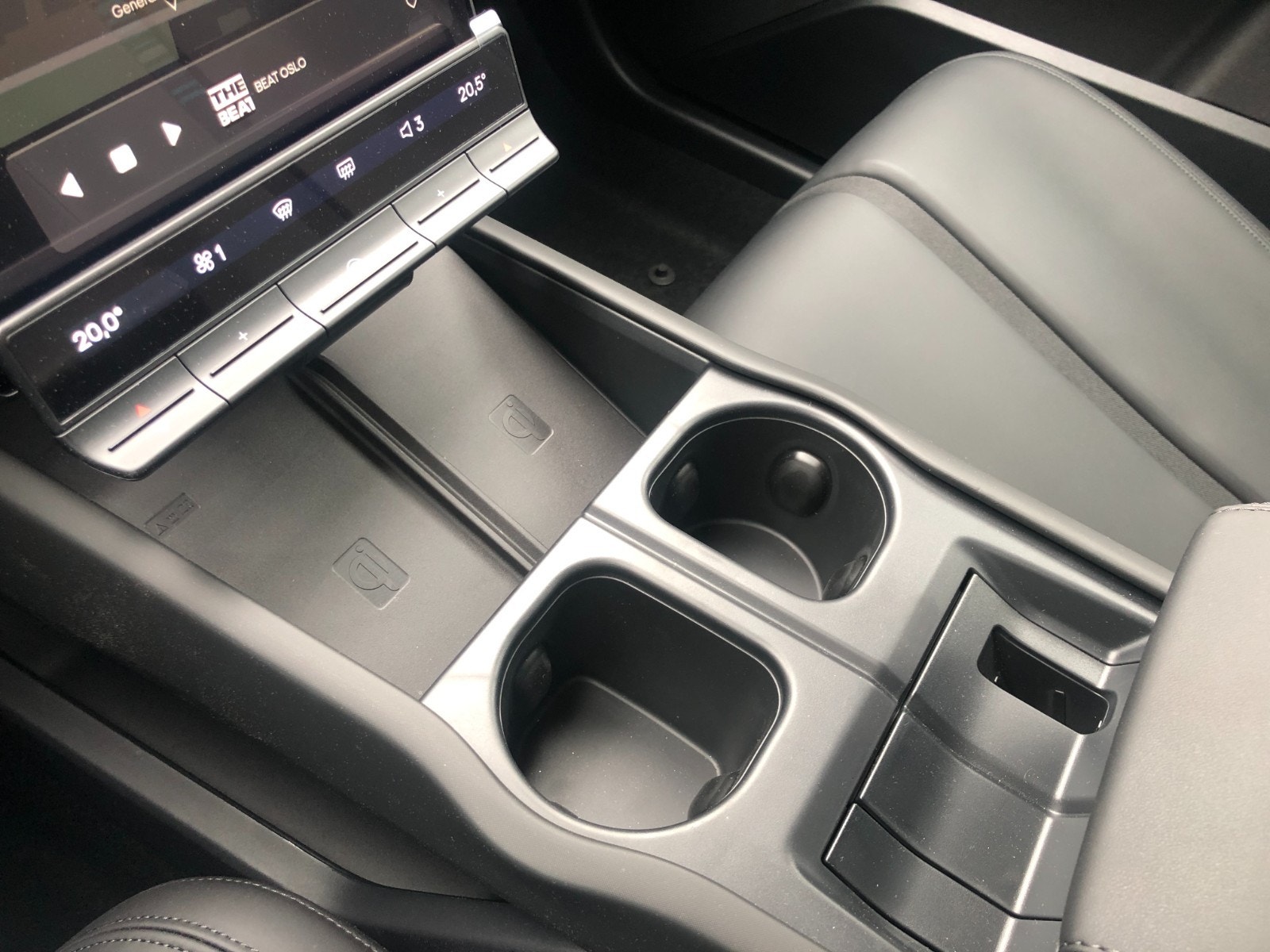 Hovedbilde av Fisker Ocean