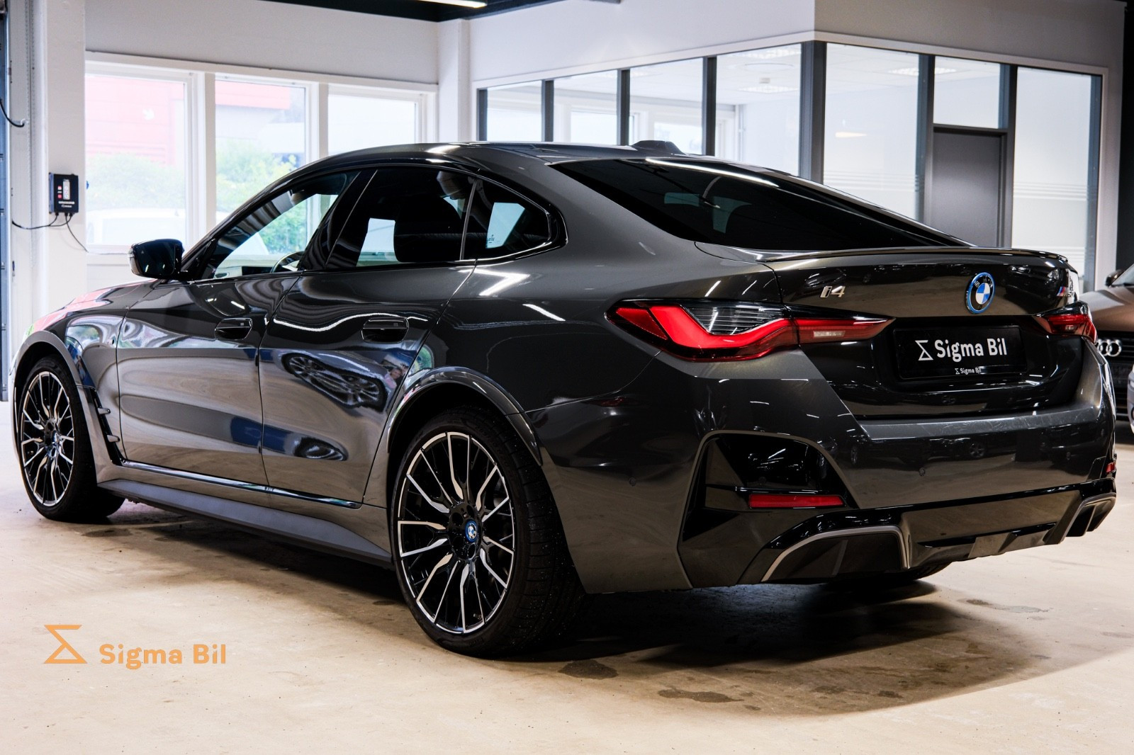 Bilde av BMW i4 M50