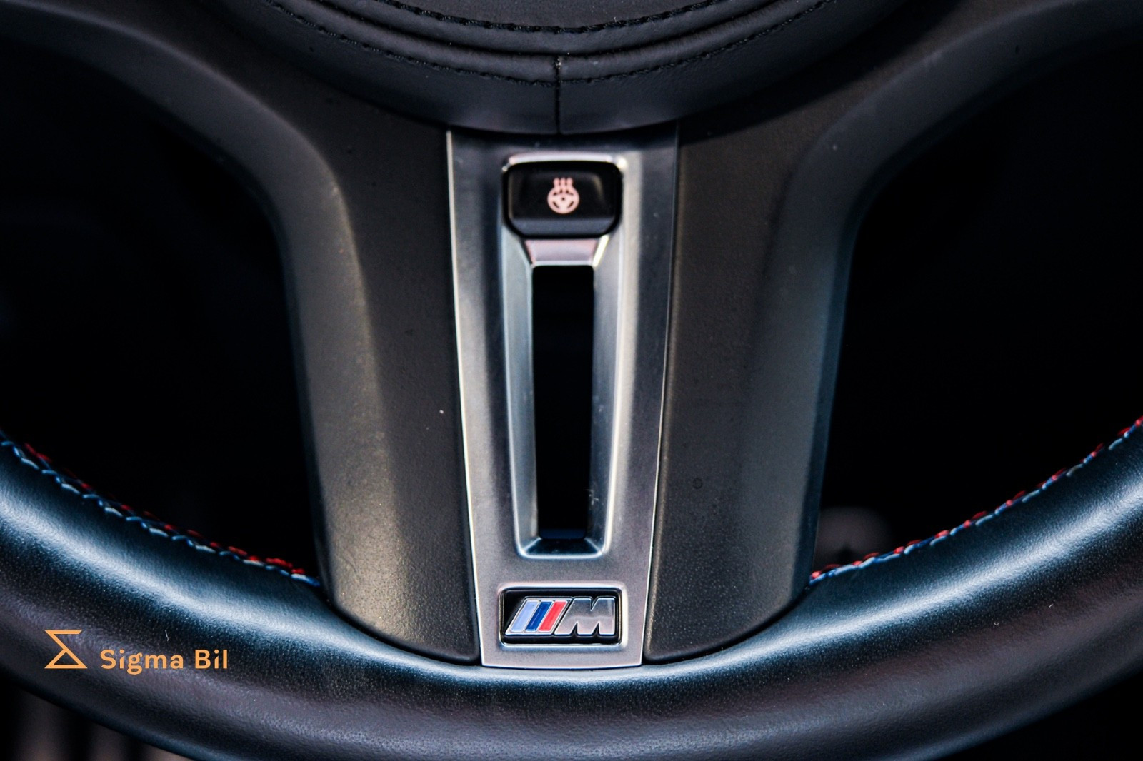 Bilde av BMW i4 M50