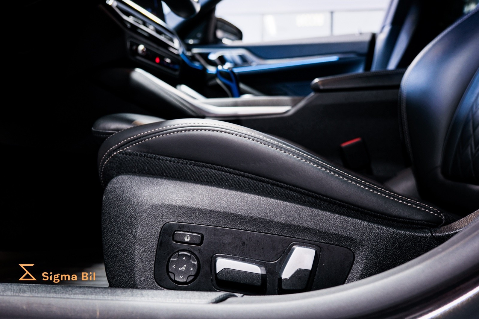 Bilde av BMW i4 M50