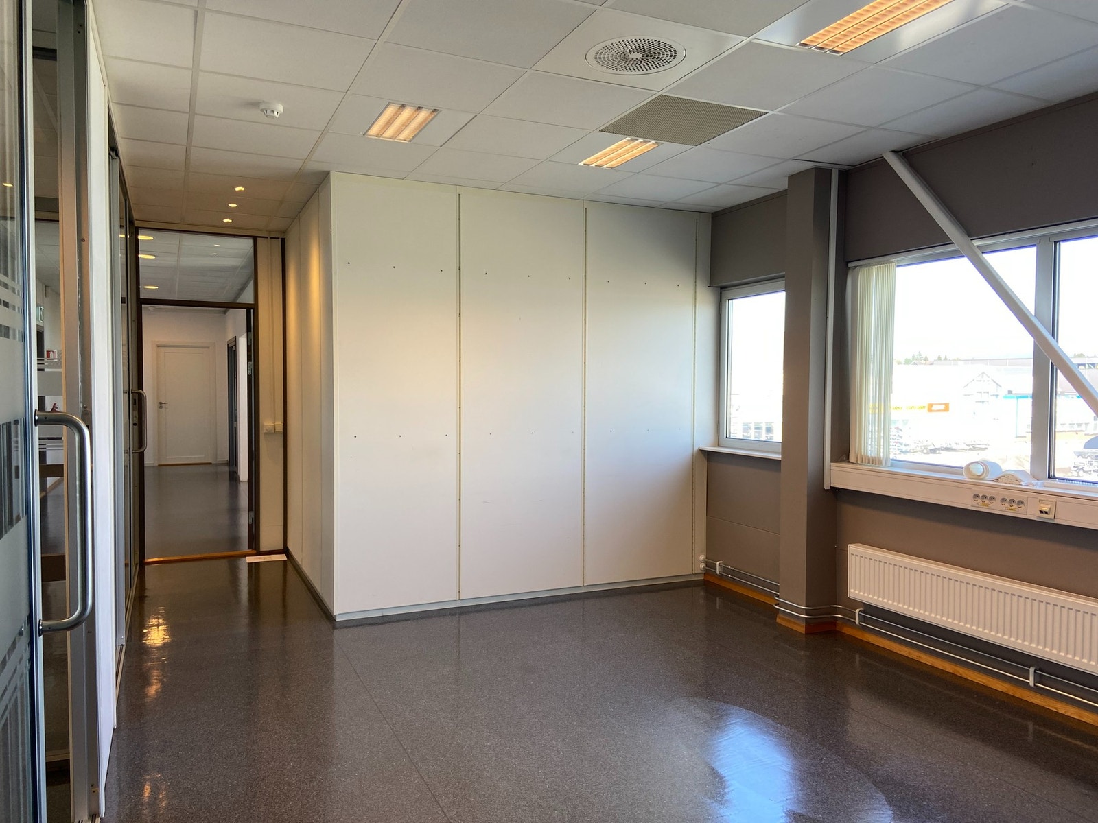 Cellekontor med muligheter for å tilpasse/flytte vegger Galleribilde