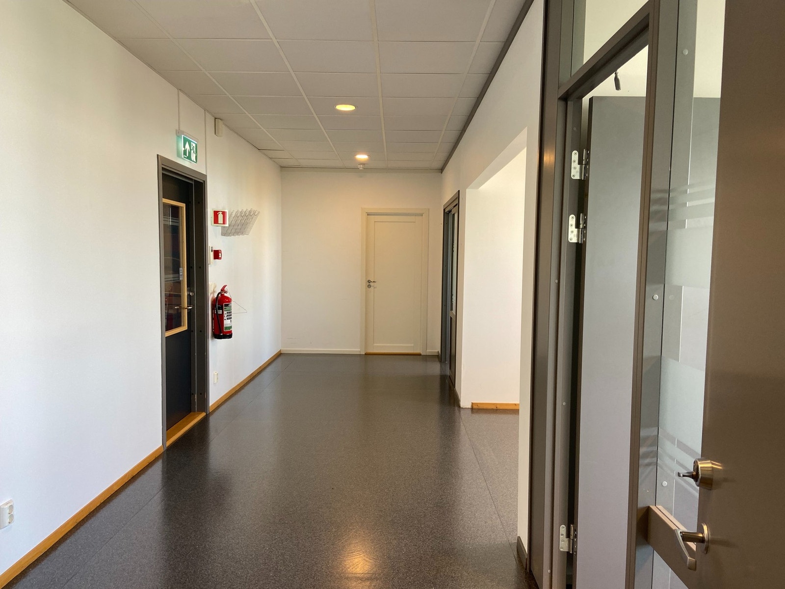 Cellekontor med muligheter for å tilpasse/flytte vegger Galleribilde