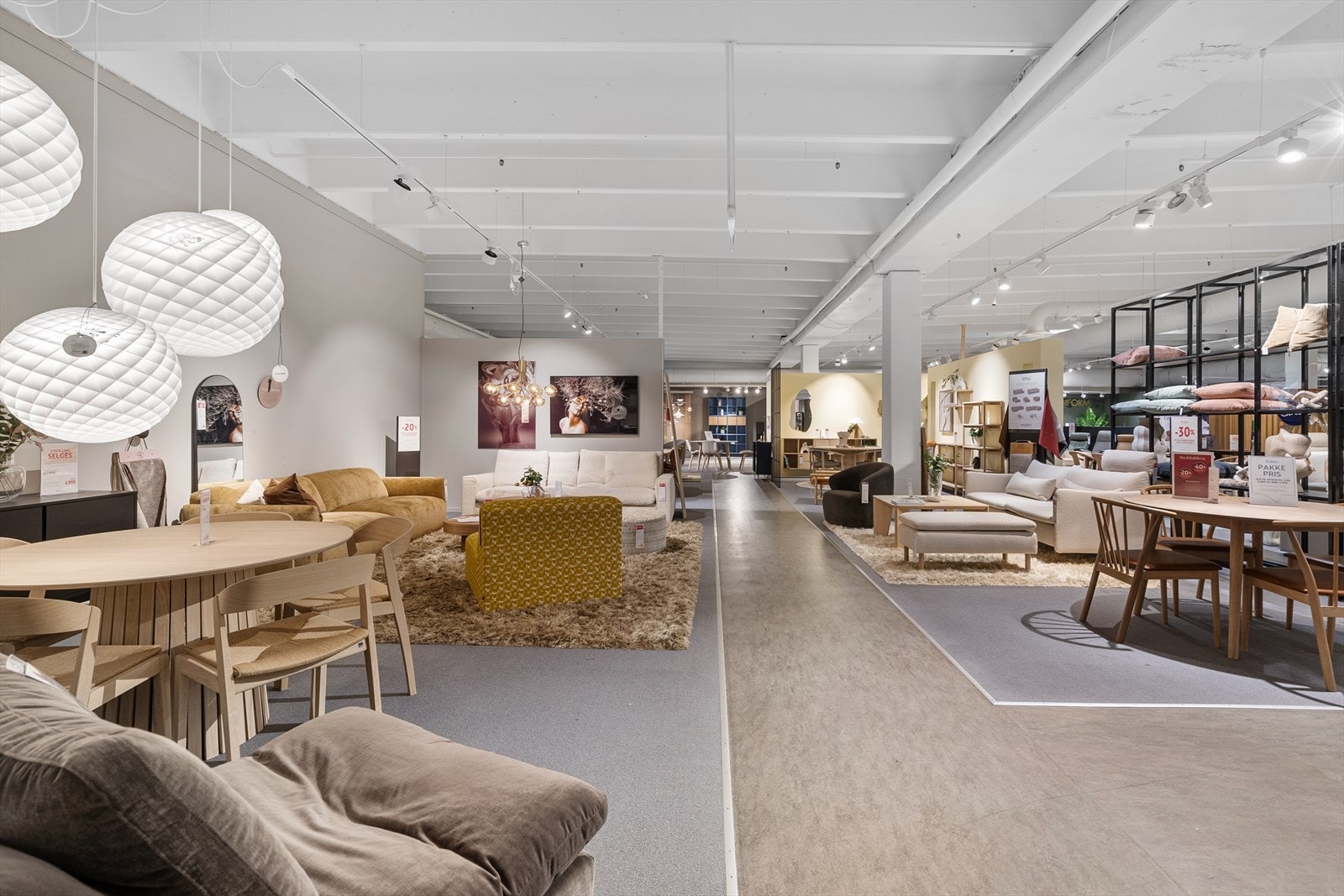 Lyse lokaler med mange muligheter Galleribilde