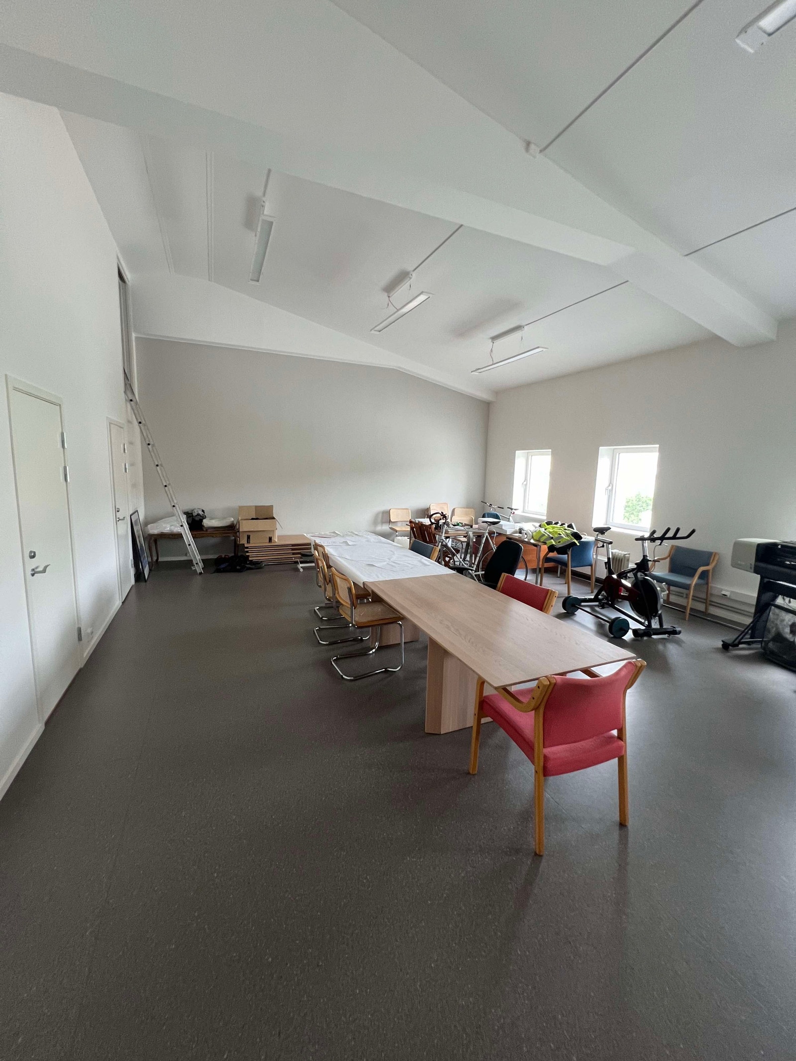 Åpen kontorlandskap - seksjon 2 Galleribilde