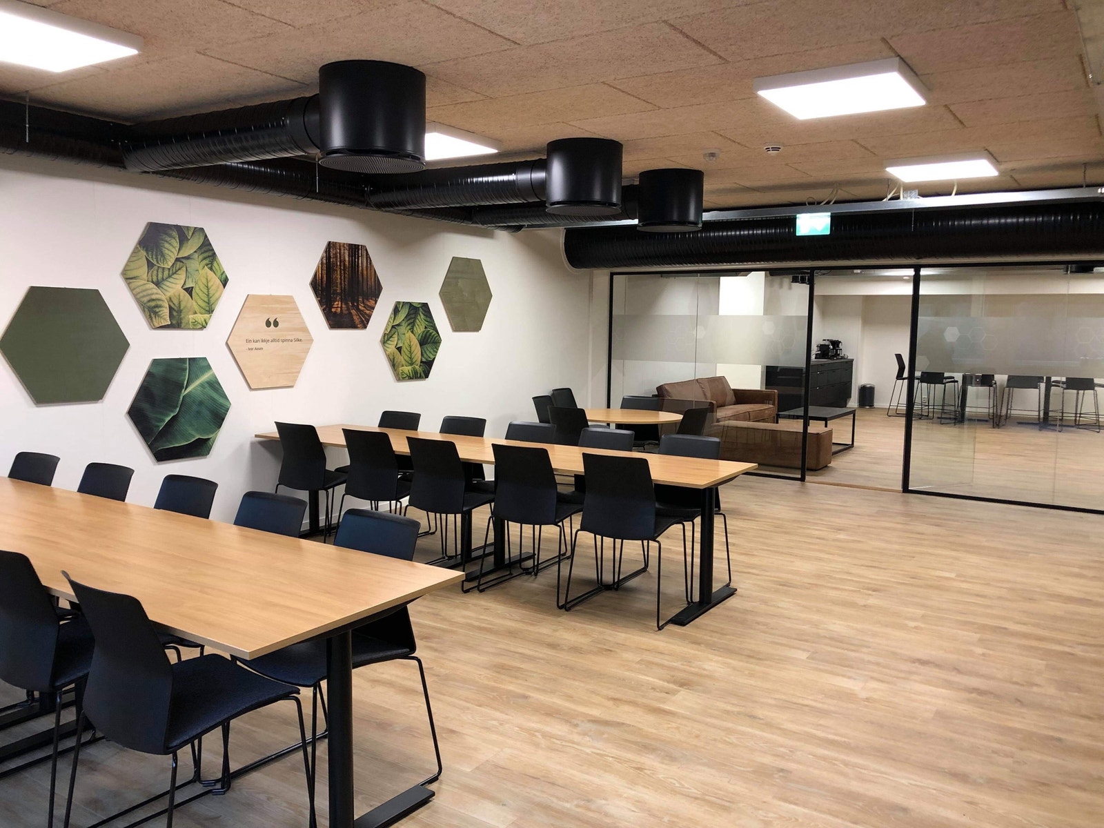 Lyse og renoverte lokaler Galleribilde