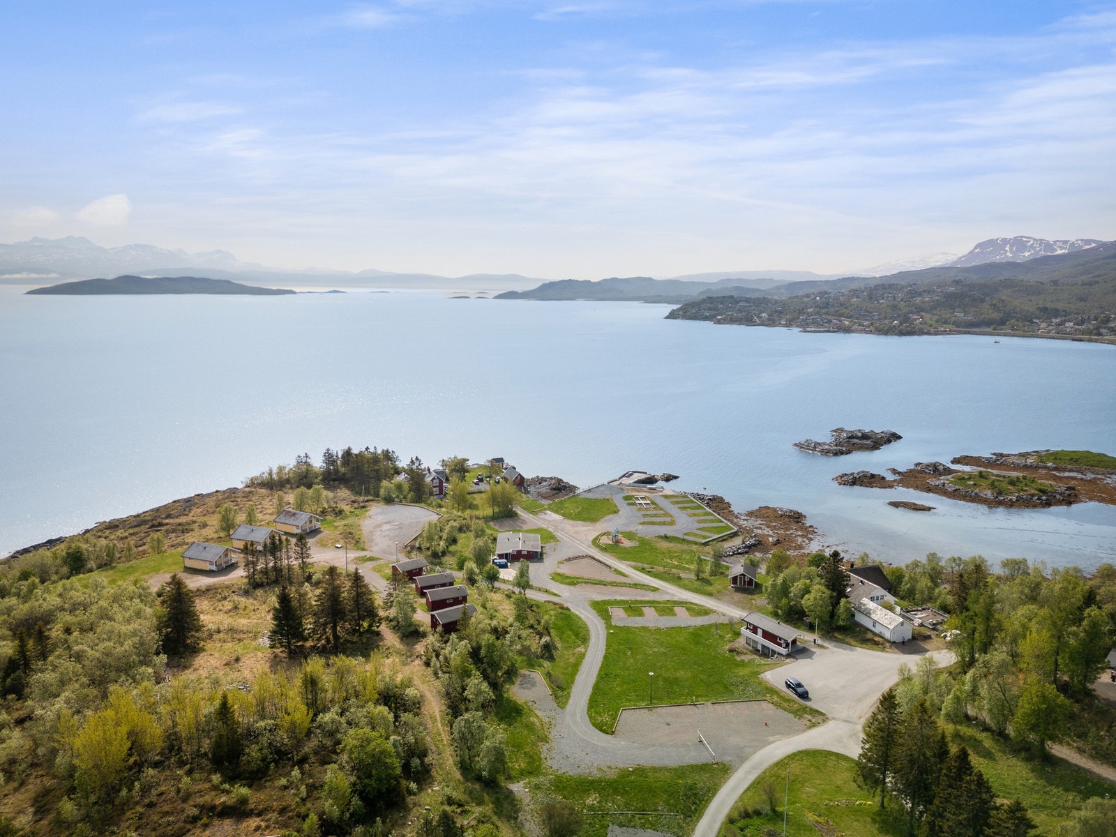 Steinbergnesset i Kanebogen - tidligere Harstad Camping er klart for salg! Galleribilde