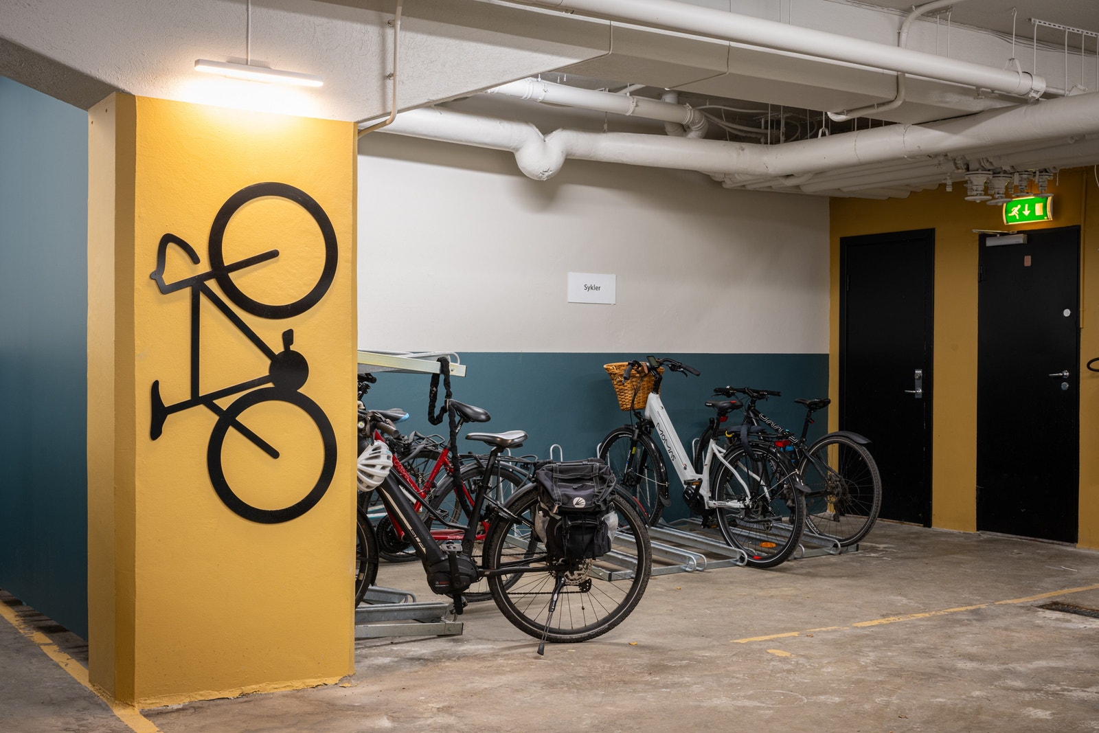 Avlåst sykkelparkering Galleribilde