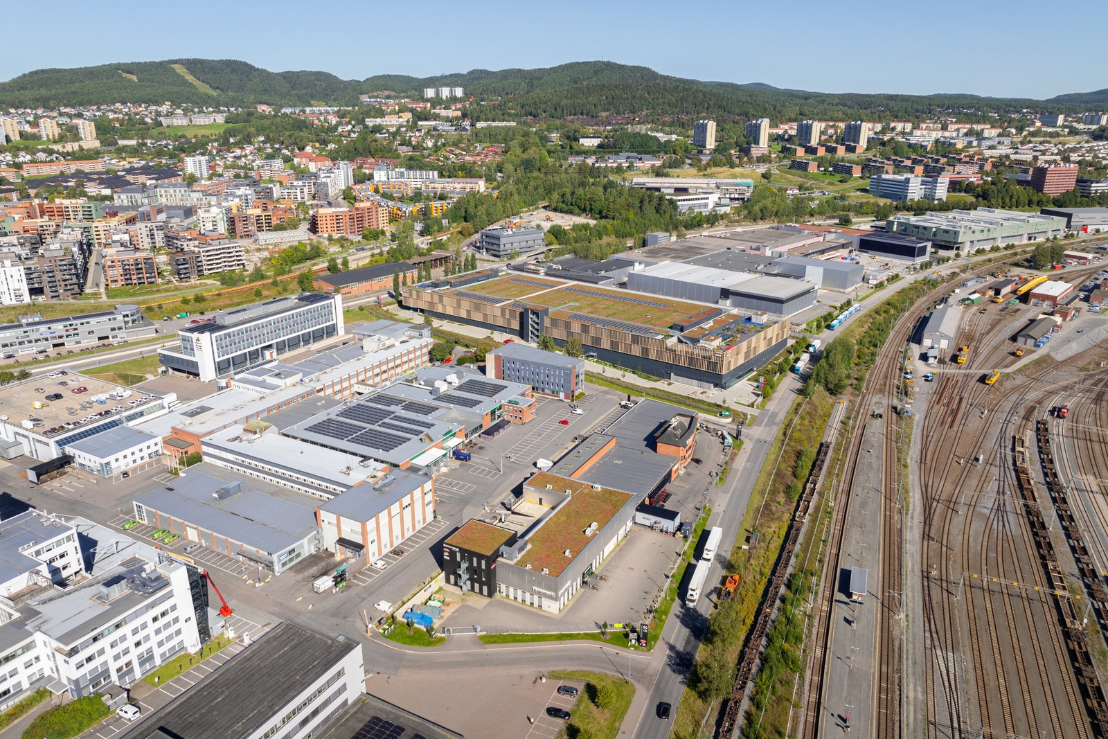 Meget sentral og attraktiv beliggenhet på Brobekk. Galleribilde