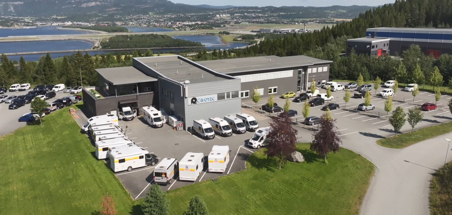 Flott utsikt retning Værnes Lufthavn. Galleribilde