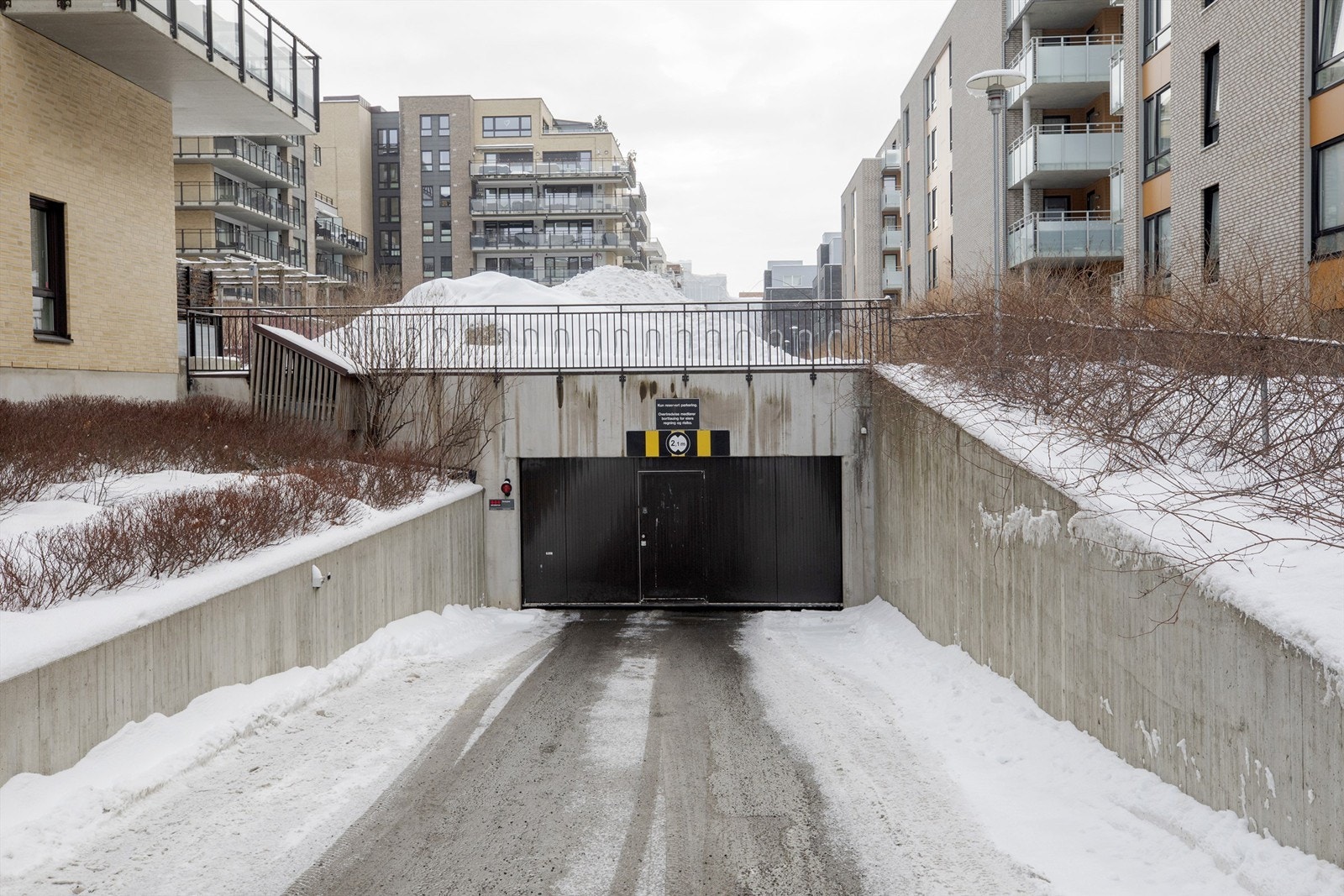 Innkjøring parkeringshus Galleribilde