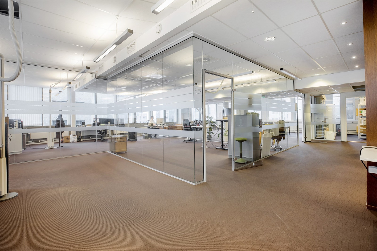 Kontorlandskap - teamrom Galleribilde