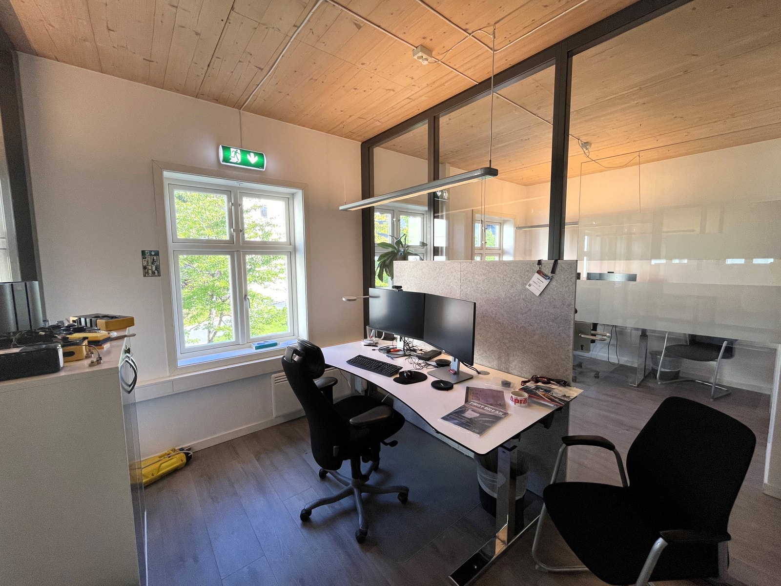 De fleste kontorene vender ut mot parken Galleribilde