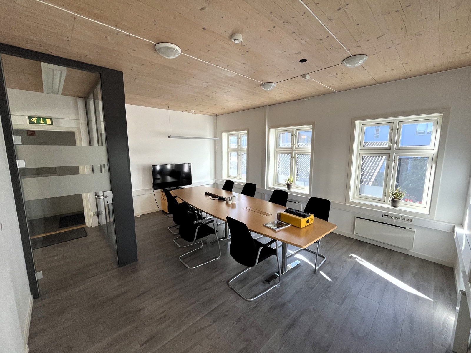 Stort møterom i enden Galleribilde