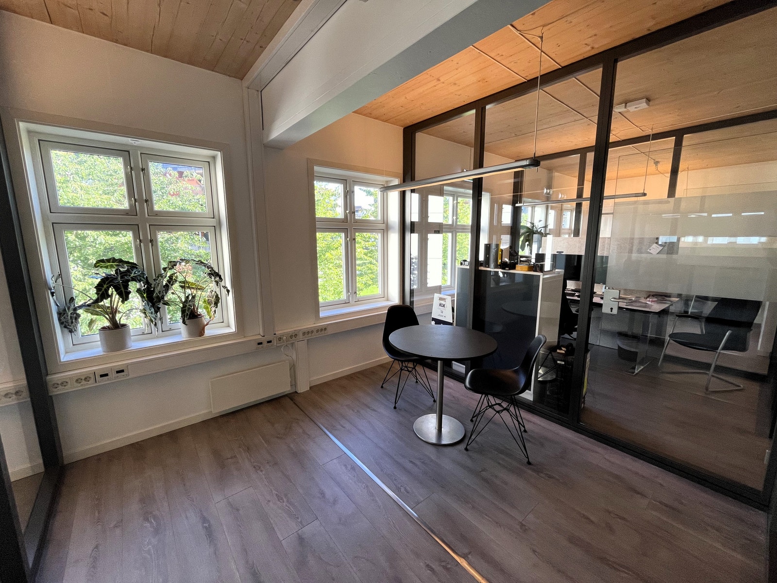 Kan brukes til møterom eller kontorplass Galleribilde