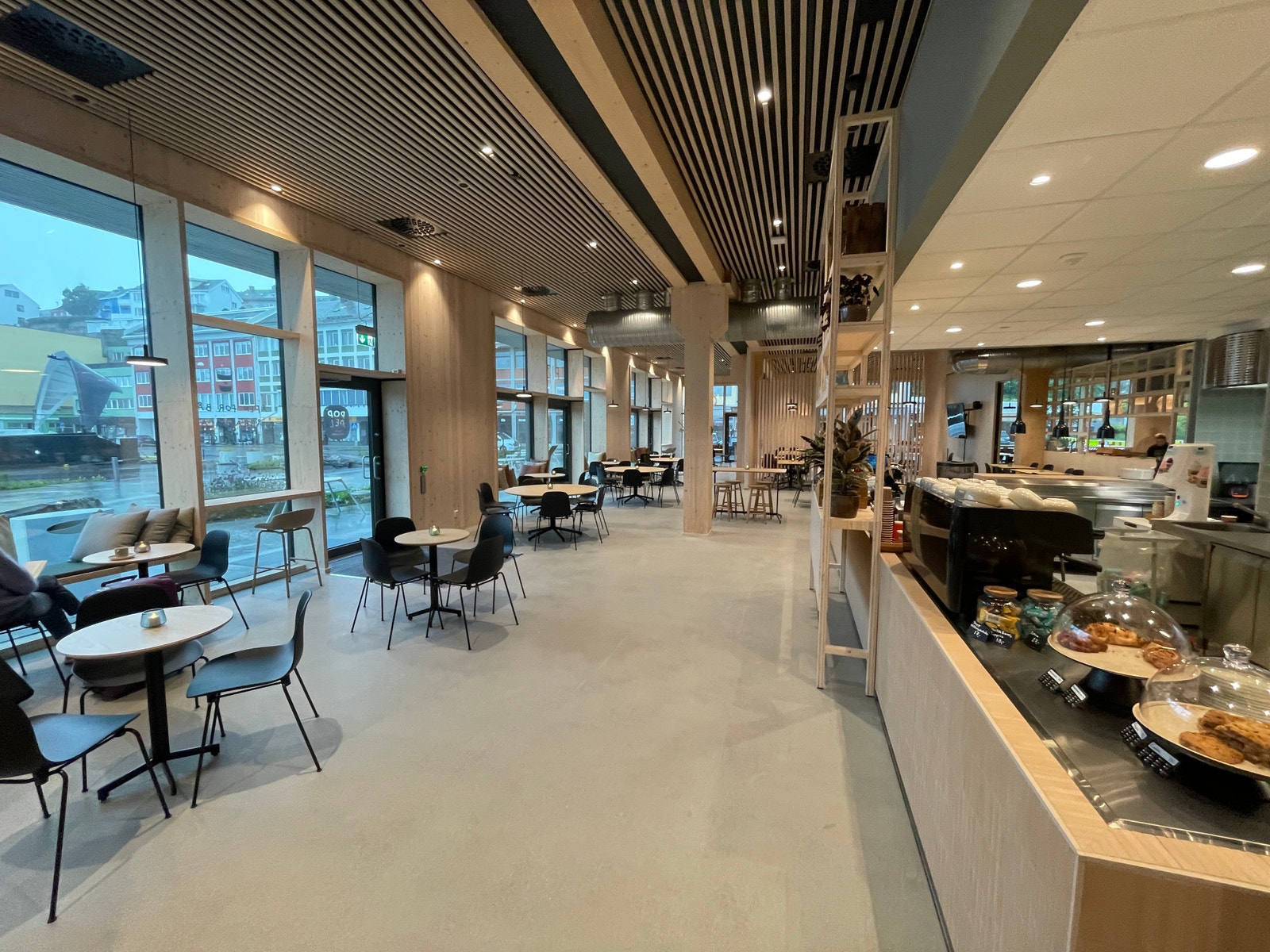 Personalrestaurant i byggetrinn 1 Galleribilde