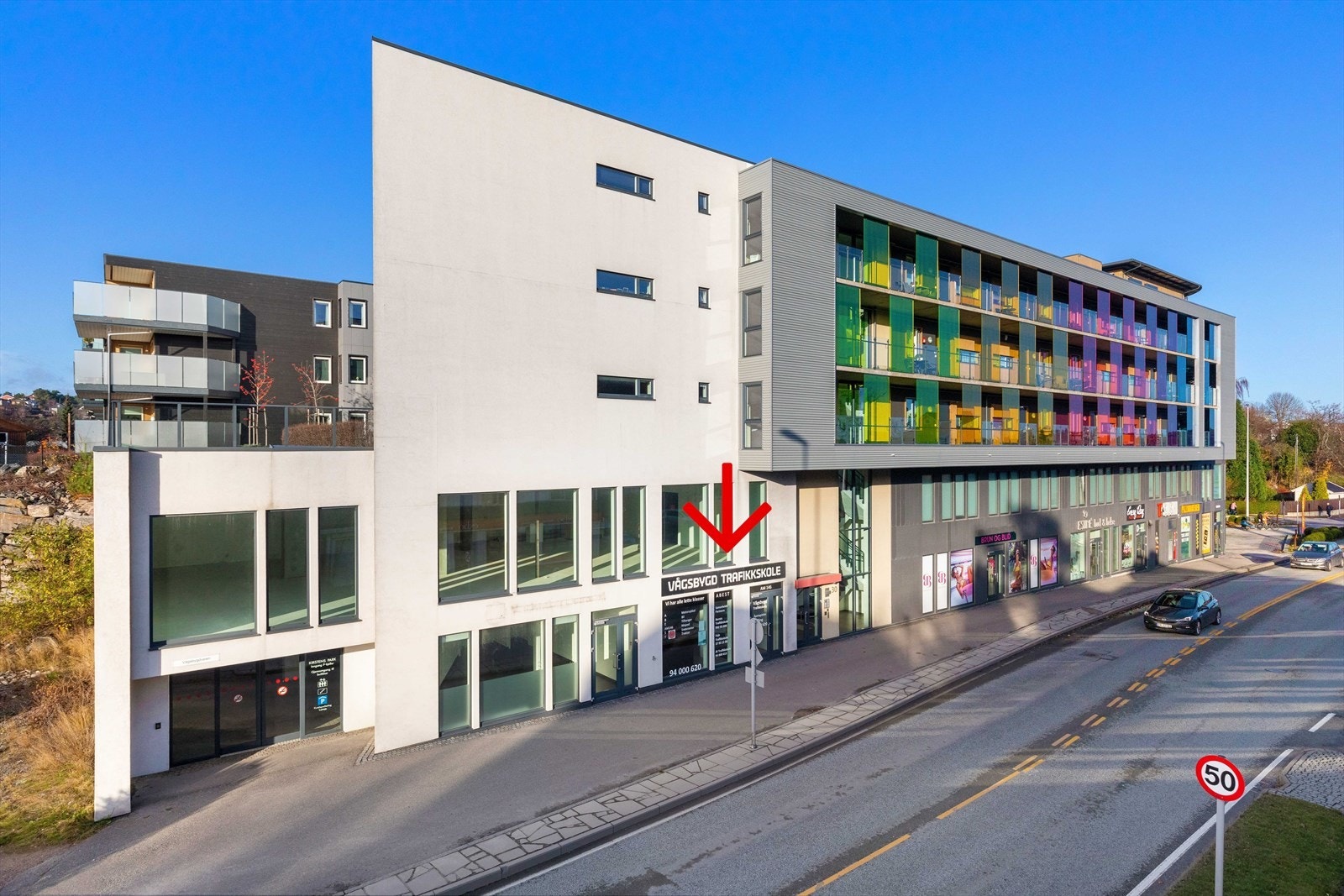 Sørmegleren næring har gleden av å presentere et moderne forretningslokale med sentral beliggenhet i Vågsbygd. Galleribilde