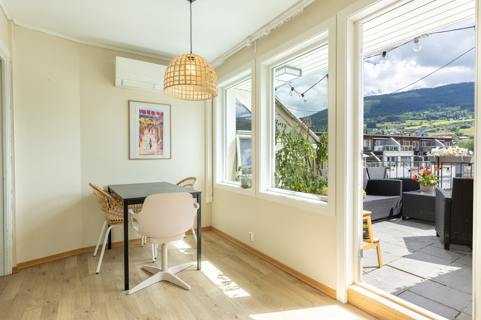 Loftsleilighet spisestue Galleribilde