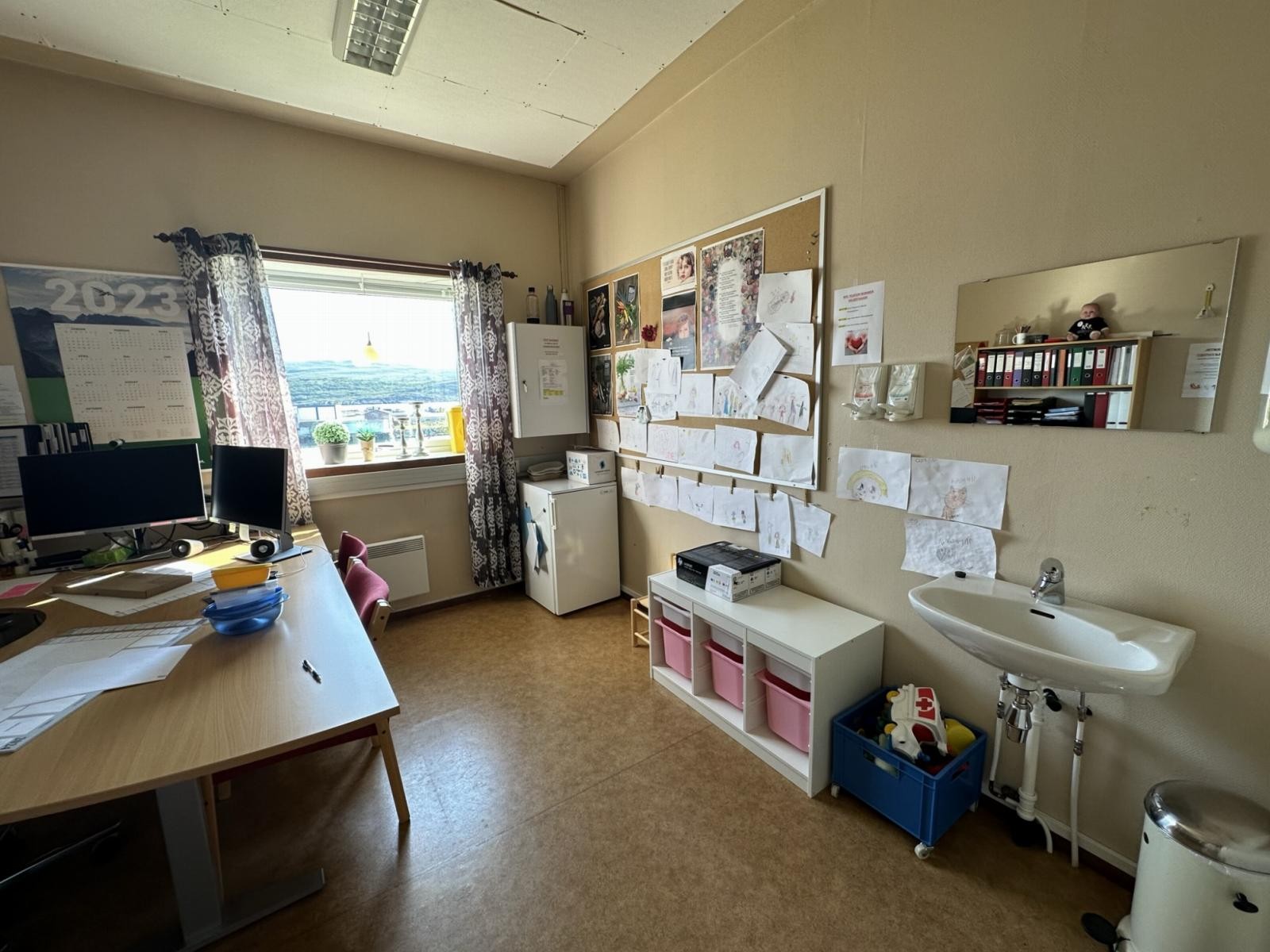 Kontor i 1. etasje. Galleribilde