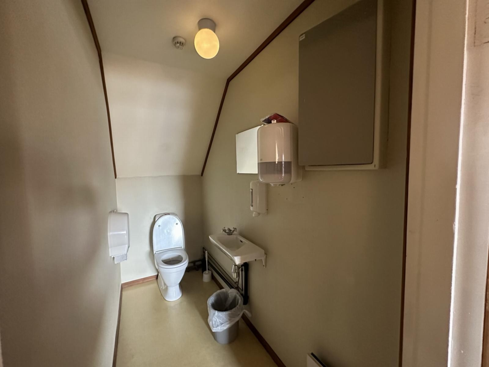 Toalett tilknyttet bibliotek i andre etasje. Galleribilde