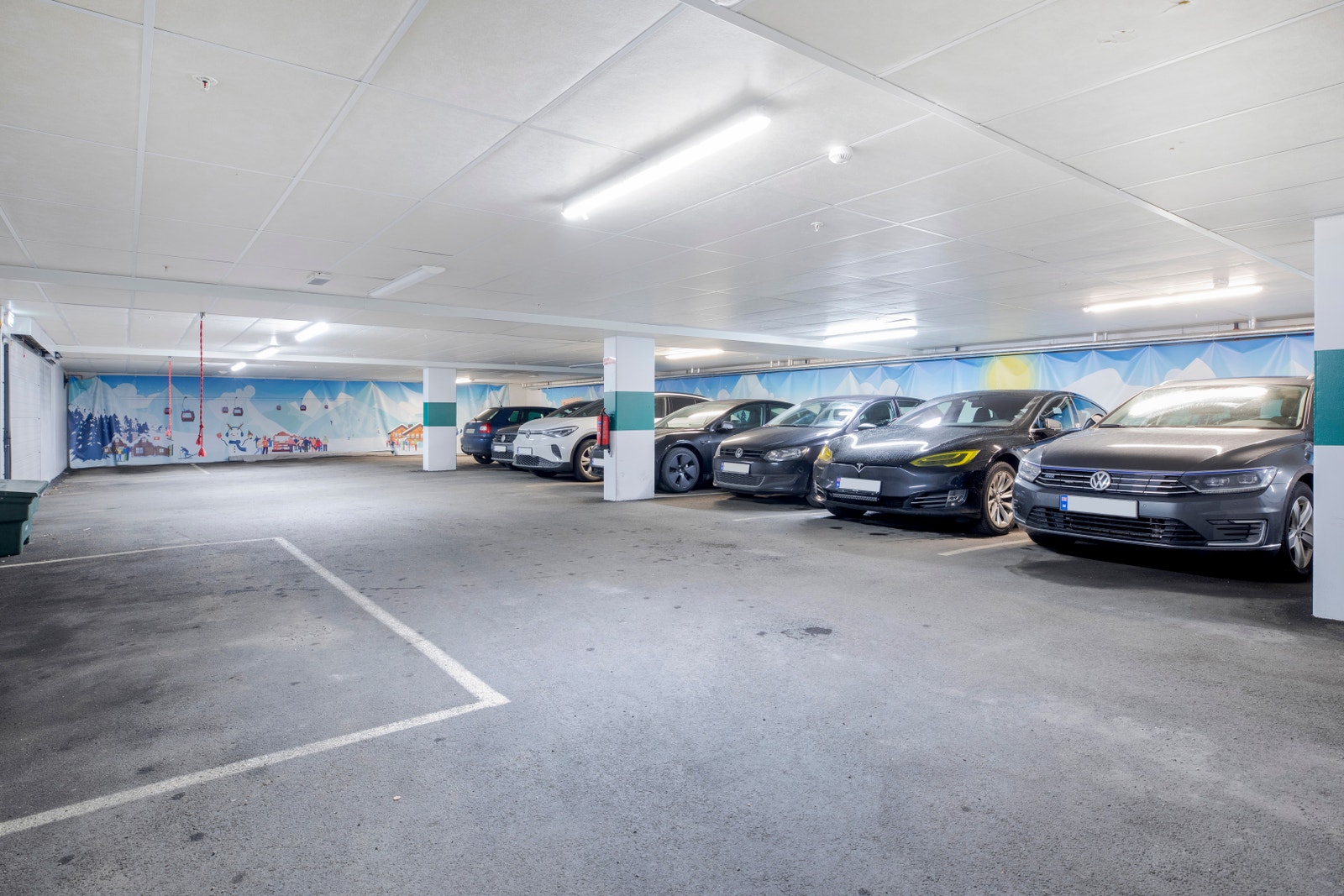 Garasjeanlegget under bygget har ca 20 parkeringsplasser Galleribilde