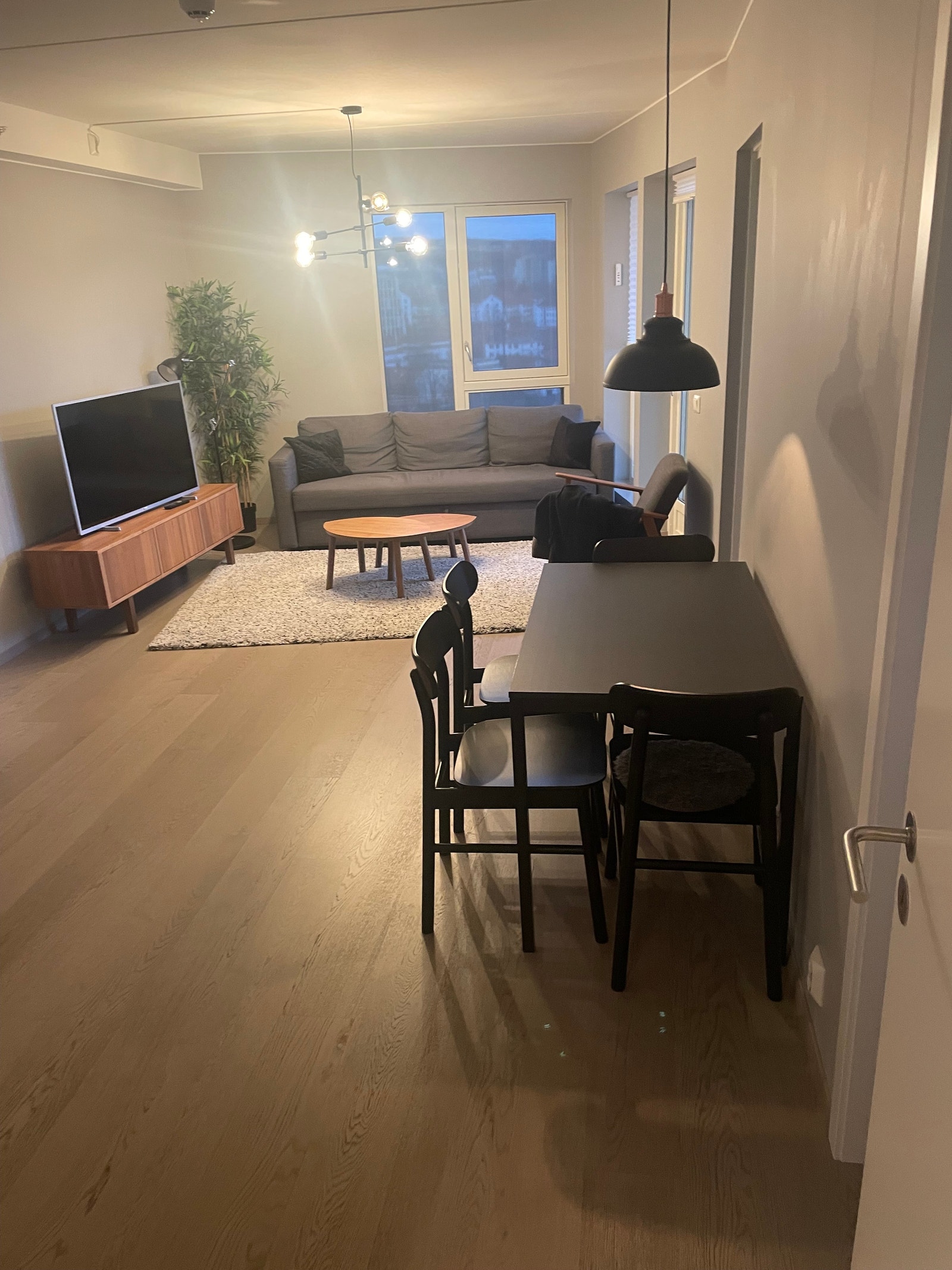 Stue med spiseplass Galleribilde