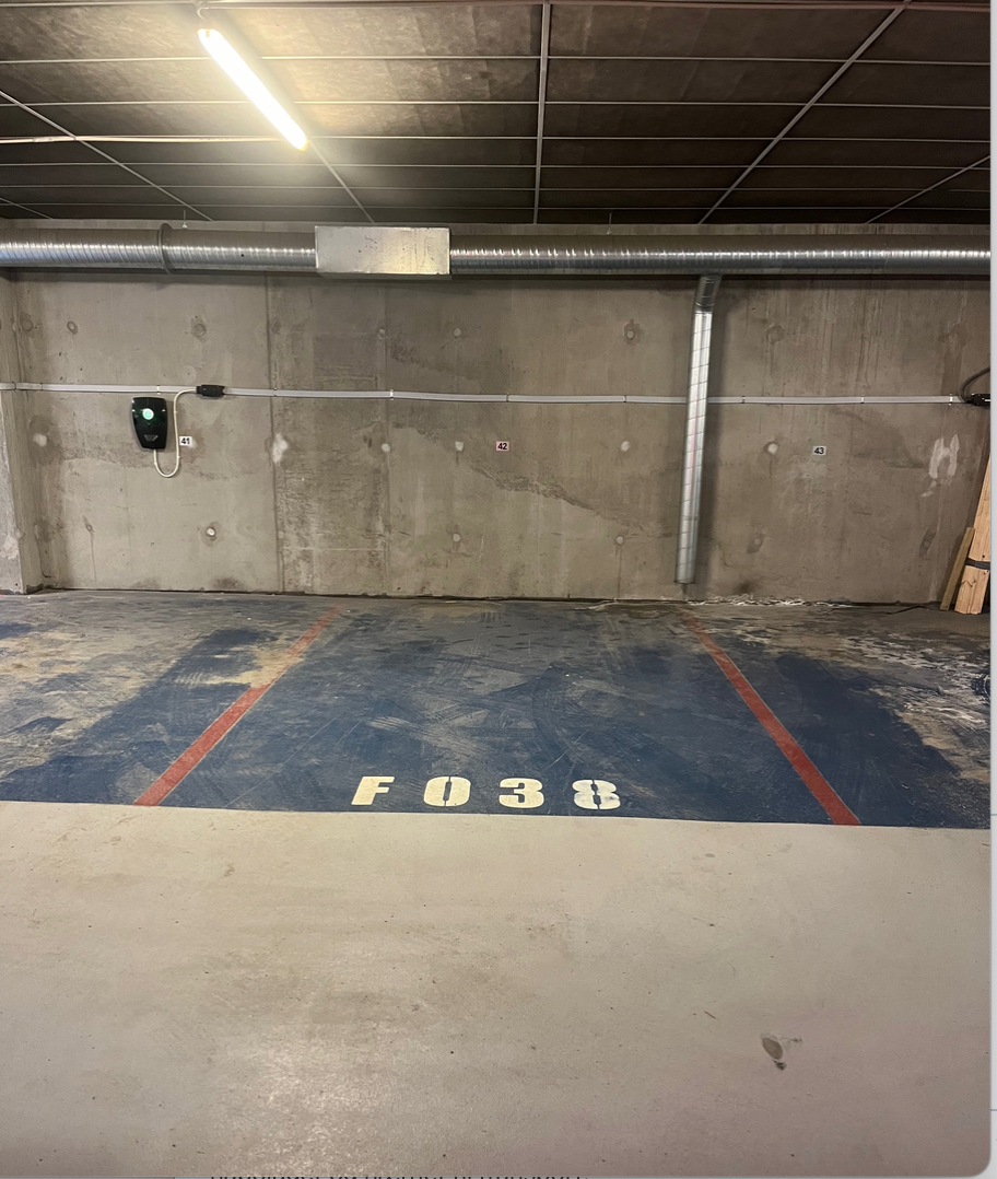 Tom parkeringsplass Galleribilde