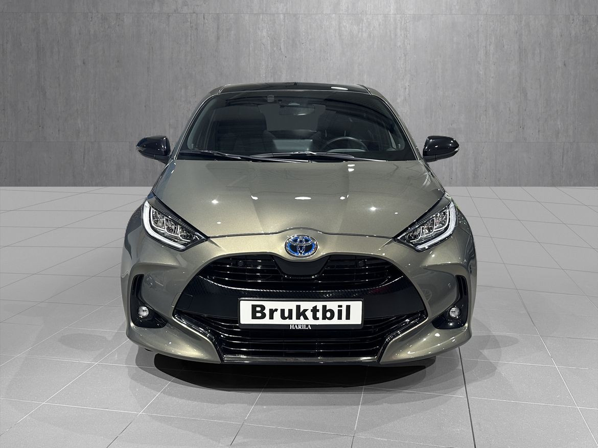 Toyota Yaris Style 2