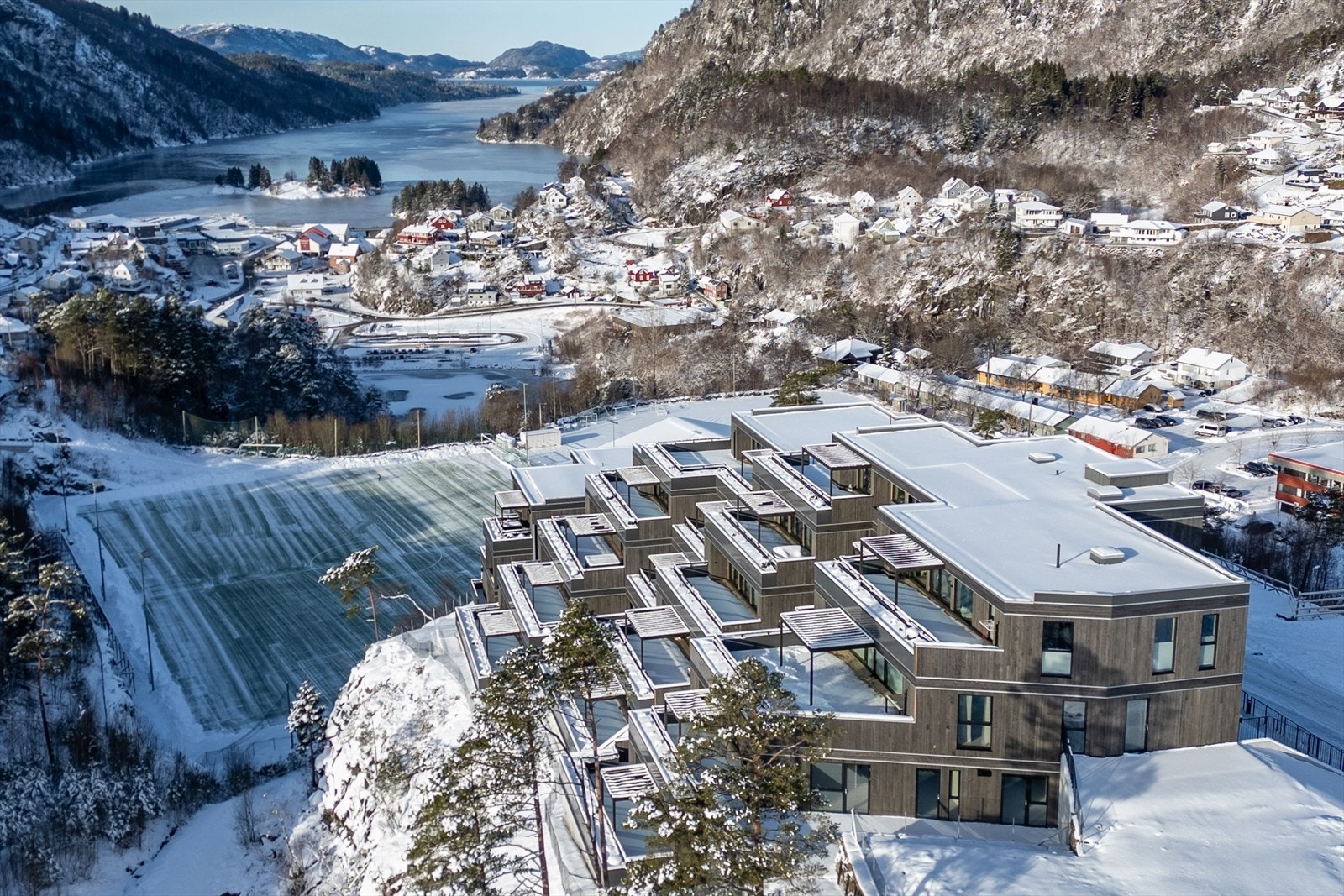 Nydelige omgivelser, fantastisk utsikt og stra°lende solforhold Galleribilde