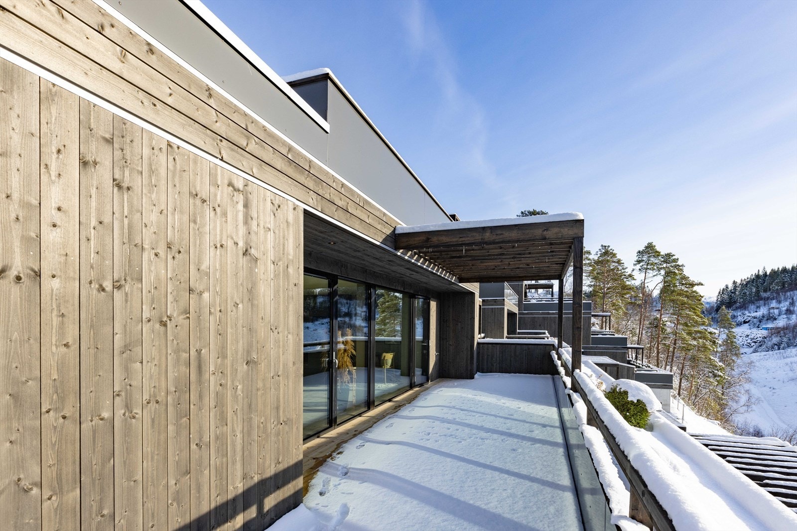 B 4-15-1 Galleribilde