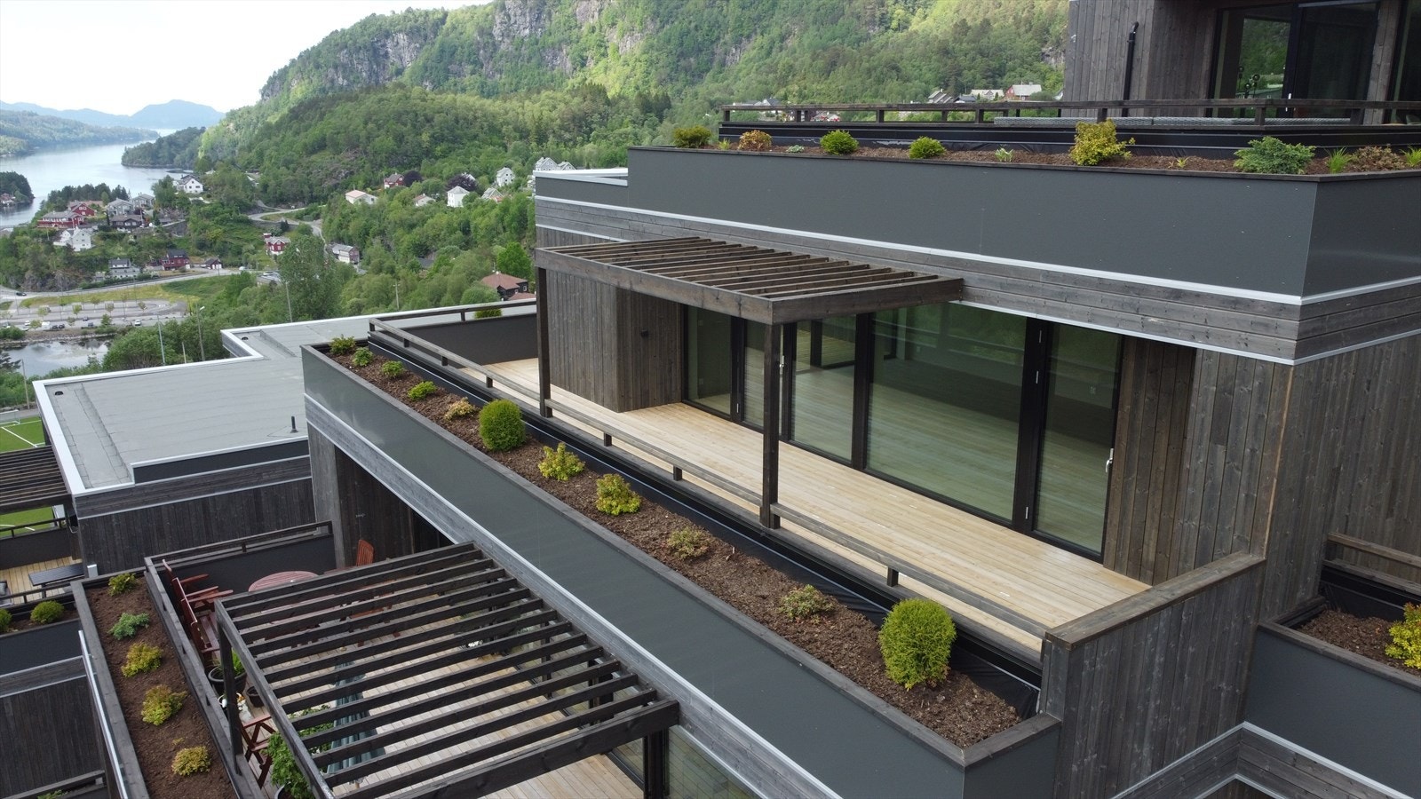 Terrasse 4-15-1 Galleribilde