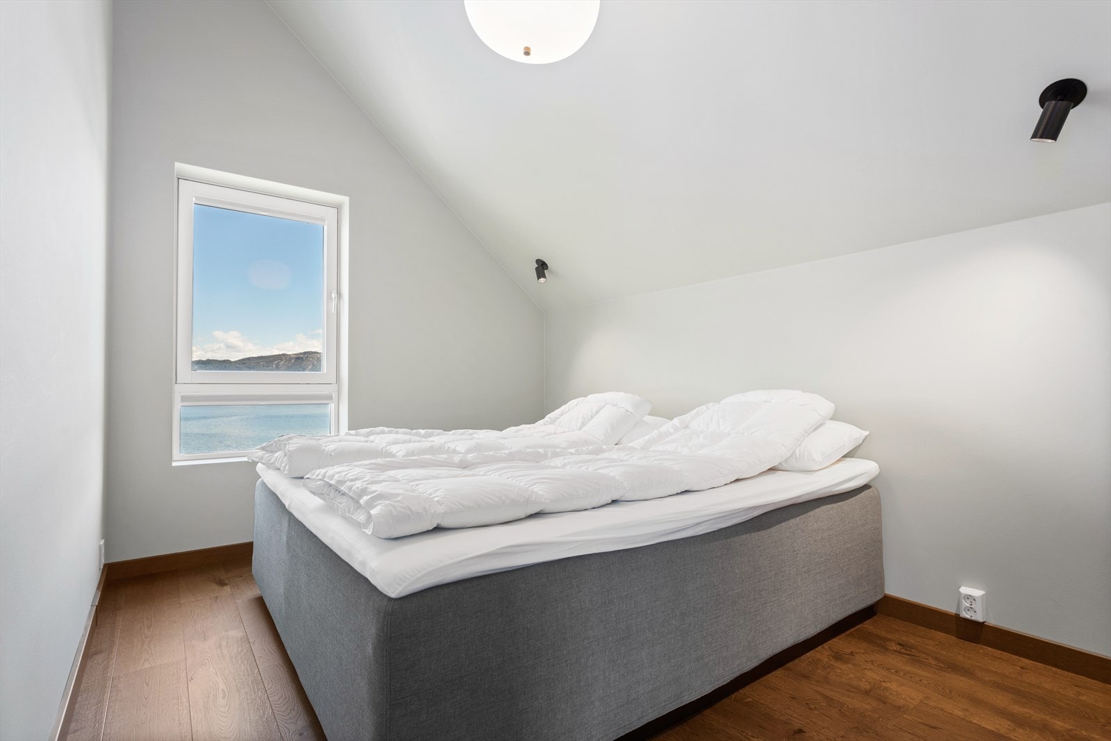 Soverom i 2. etasje viser standard romløsning for bolig nr. 11. Galleribilde