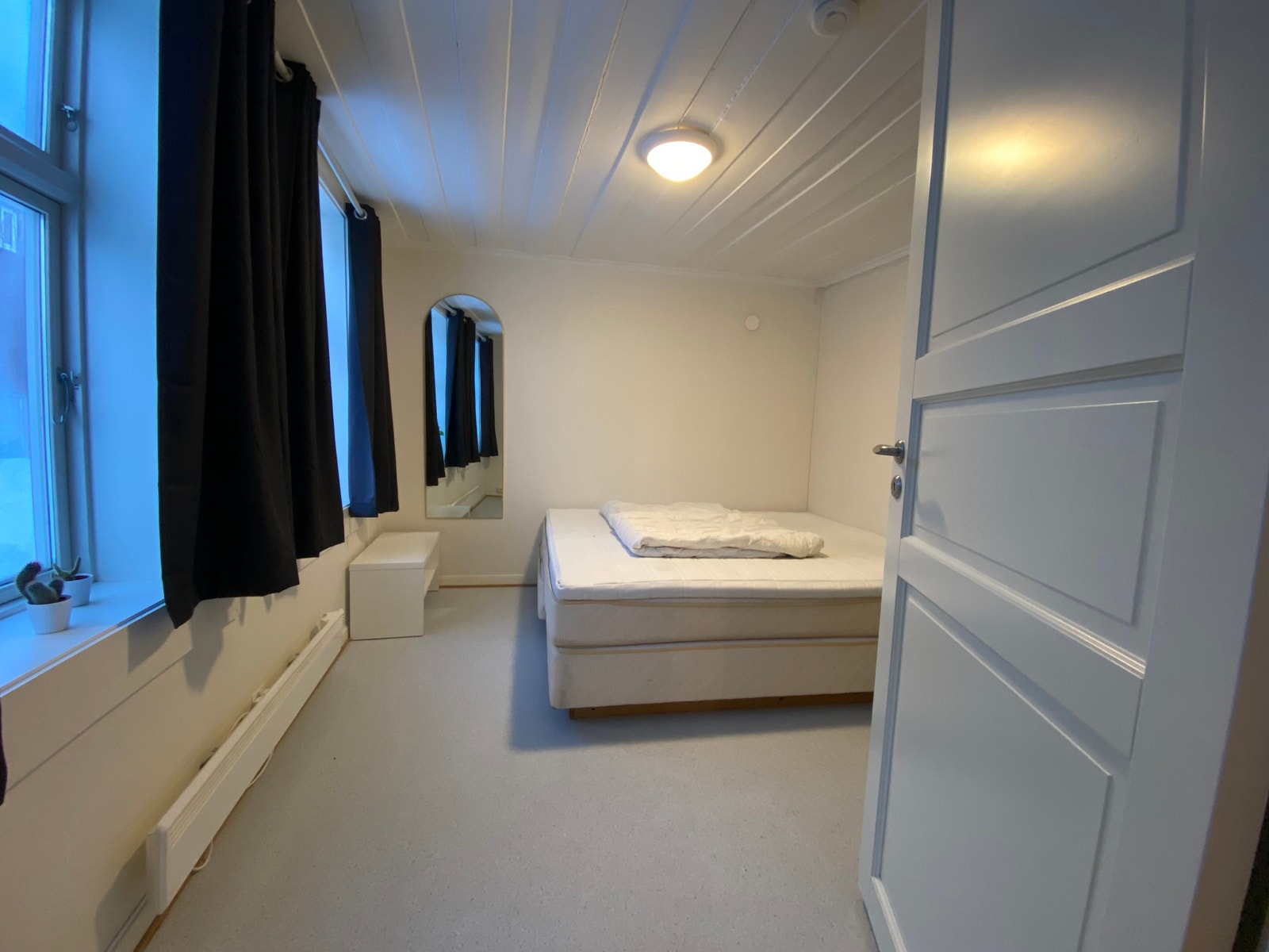 Stort fint soverom Galleribilde