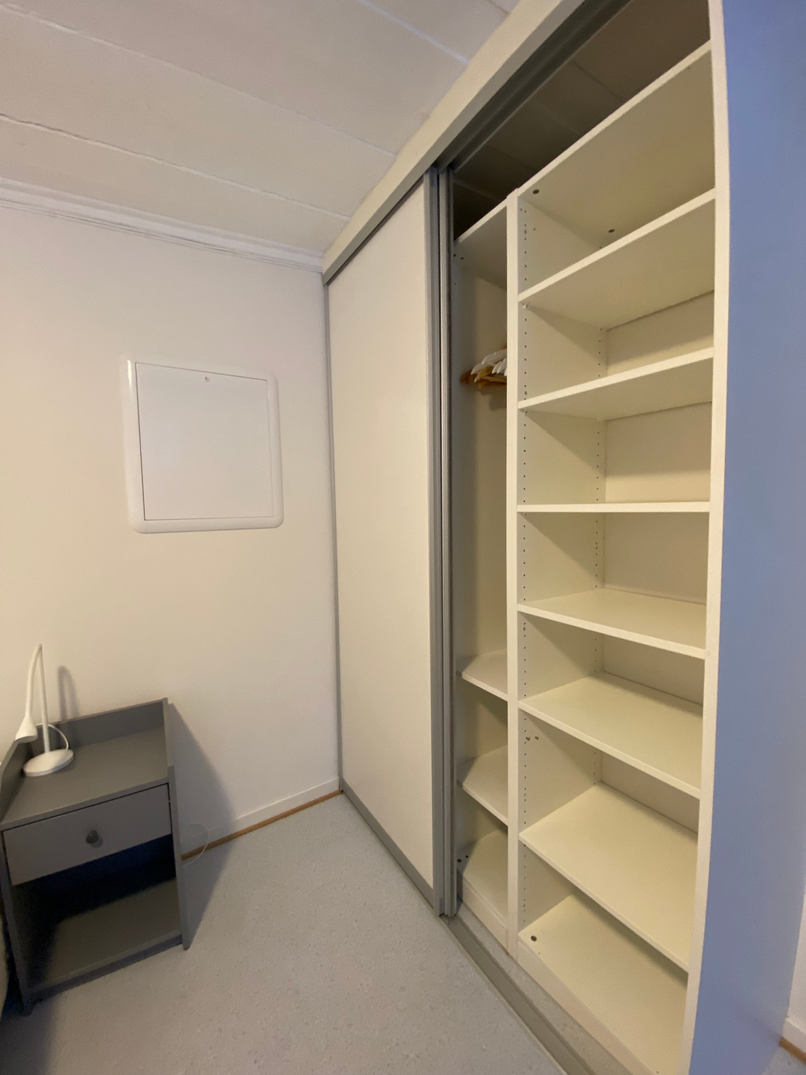 Garderobe soverom Galleribilde