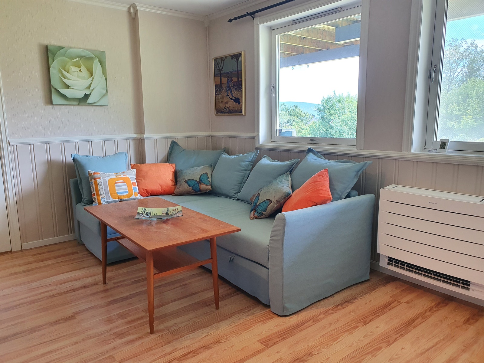 Utsikt til fjorden fra stuen Galleribilde