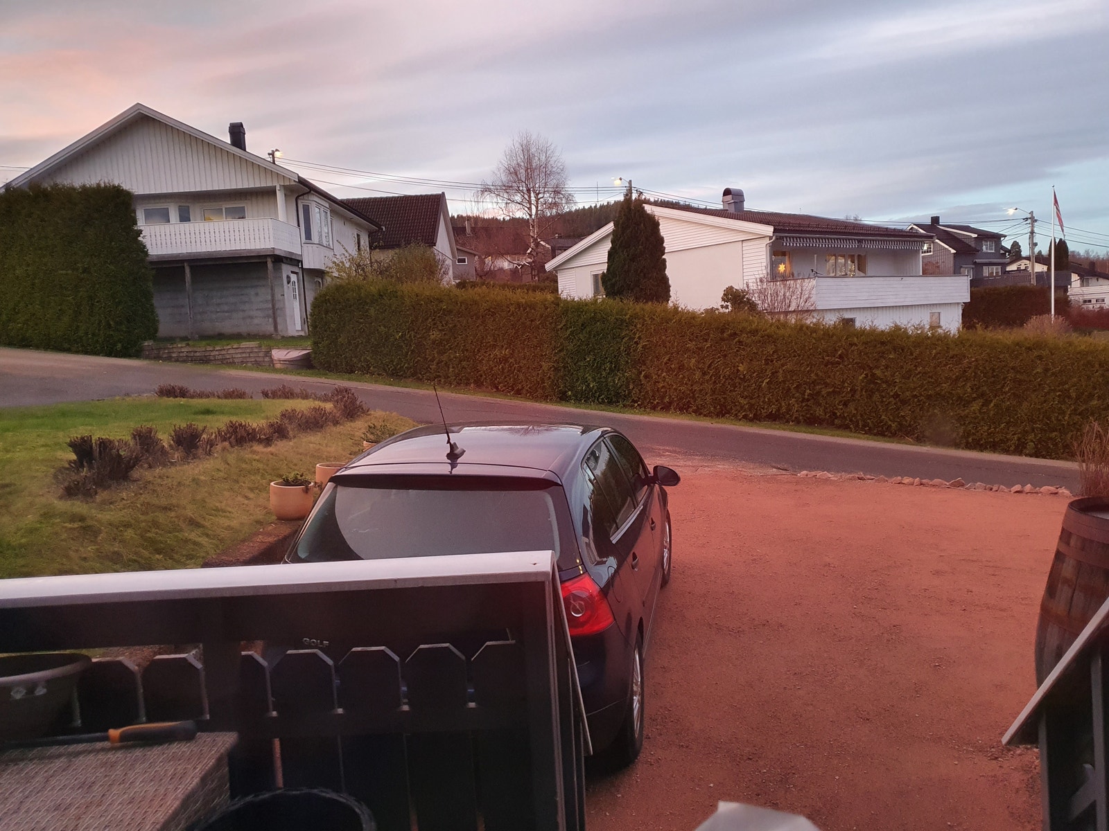 Parkering rett utenfor huset Galleribilde