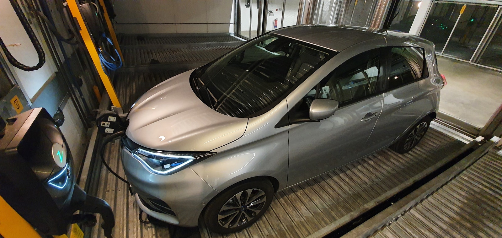 Topp moderne garasjesystem Galleribilde