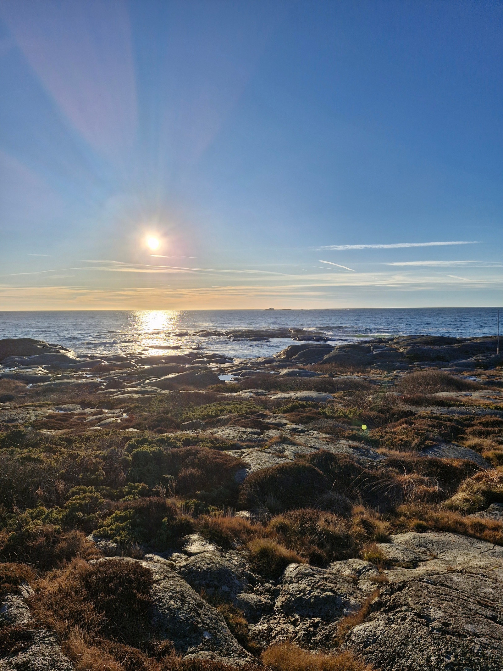 Bilde tatt fra svaberg like ved hytta Galleribilde