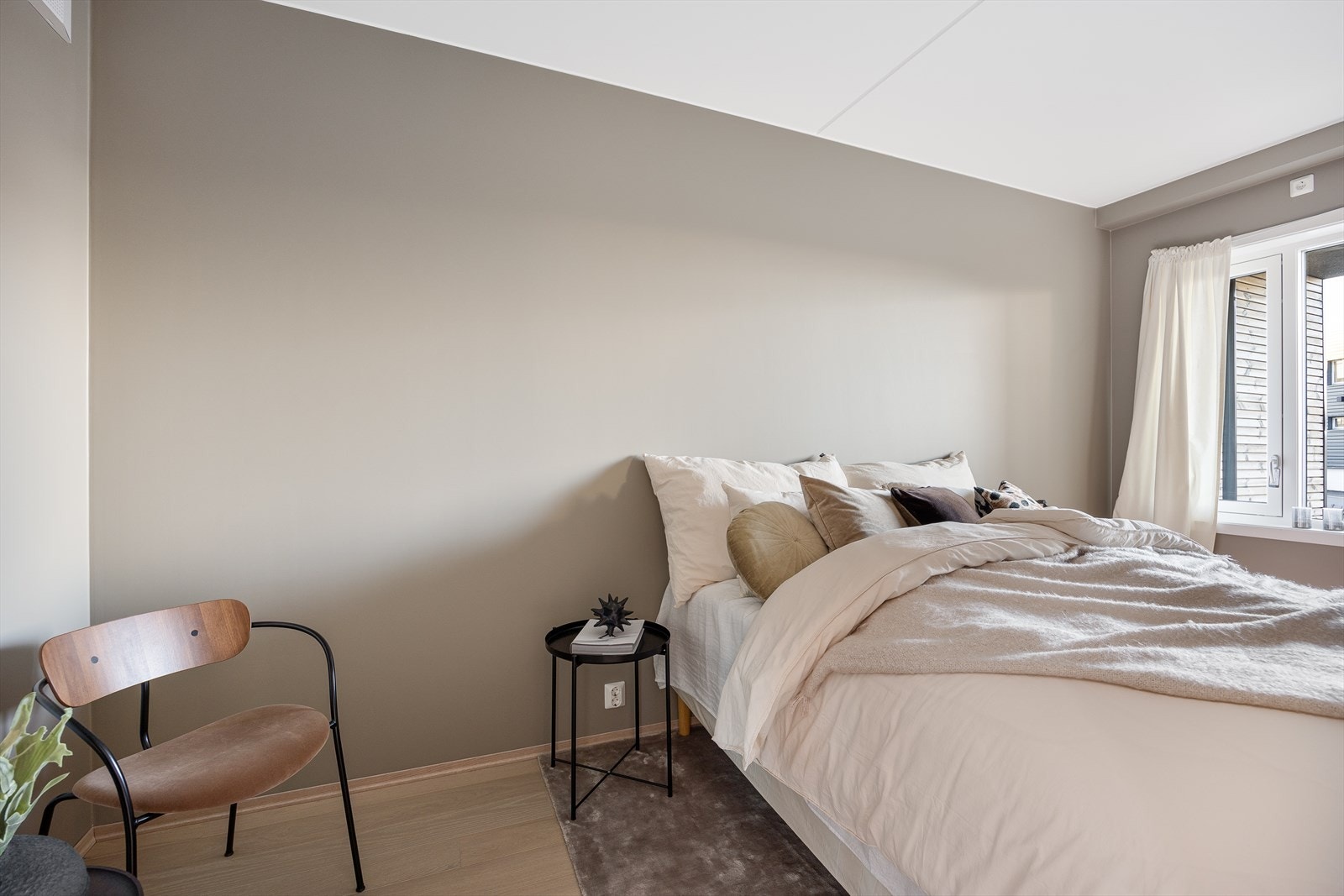 Leiligheten har to fine soverom av god størrelse Galleribilde