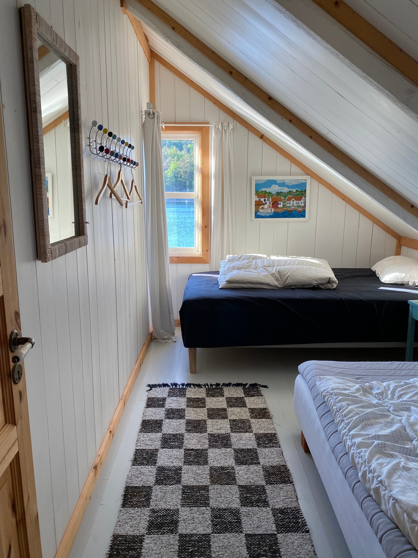 Soverom 1 seng 140 + seng 120 Galleribilde