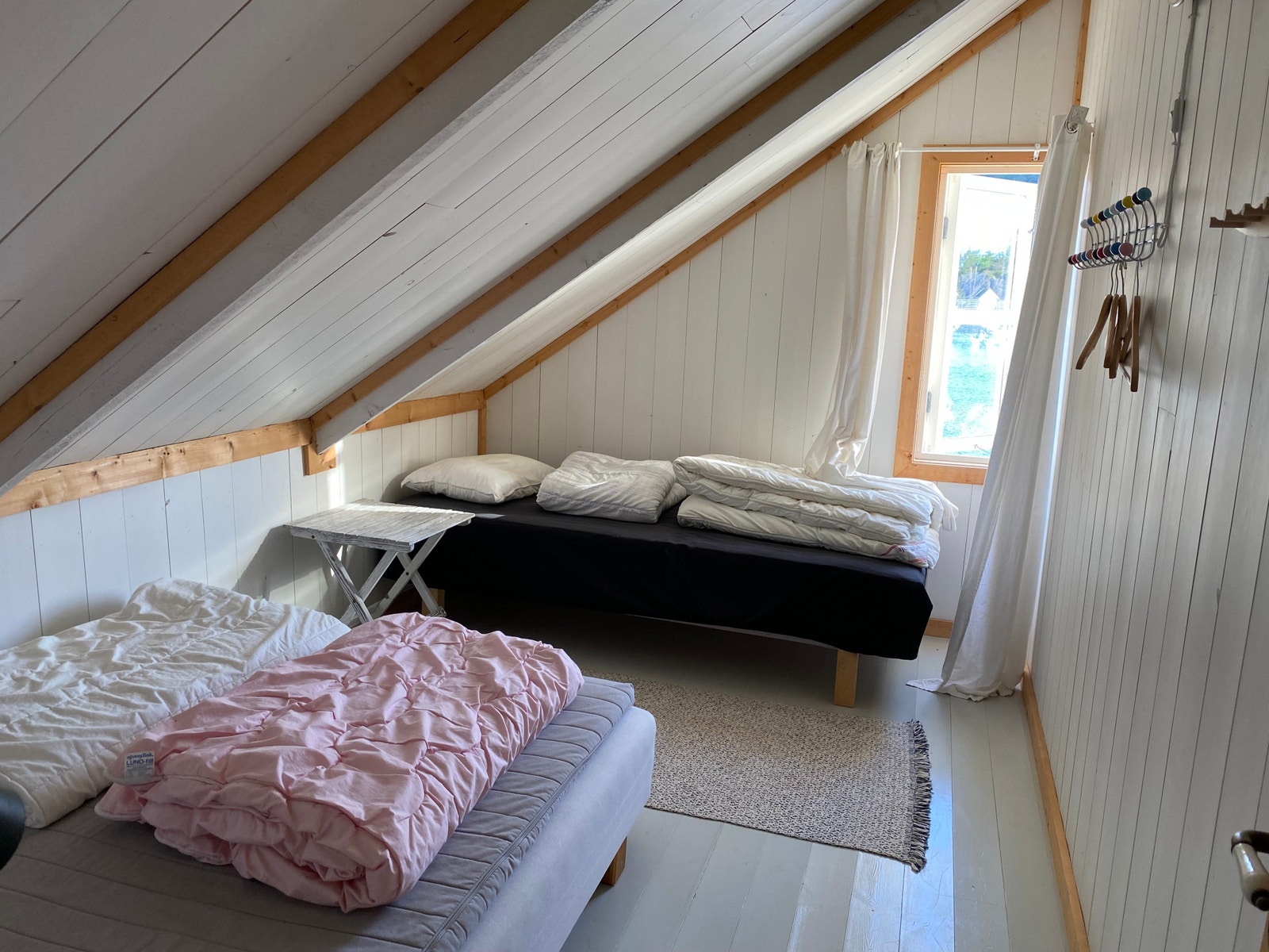 Soverom 2, 1 seng 140 + seng 90 Galleribilde