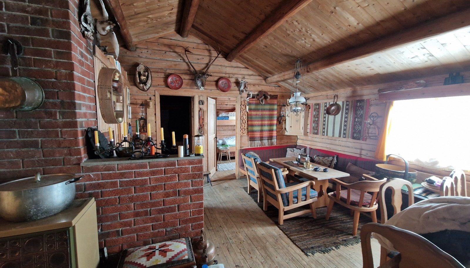 Stue i hytta Galleribilde