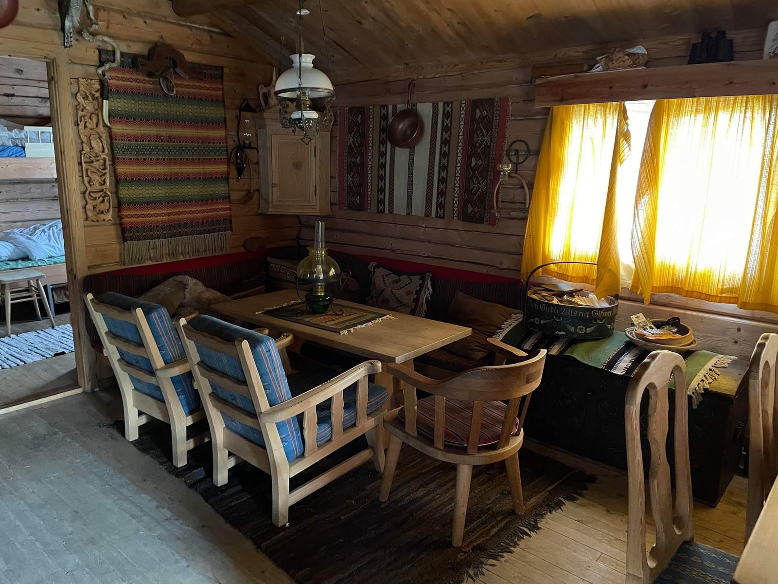 Stue i hytte Galleribilde