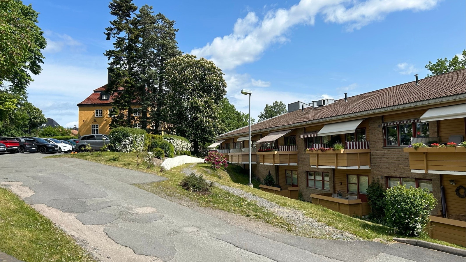 Innkjørsel Langviksveien 10 Galleribilde