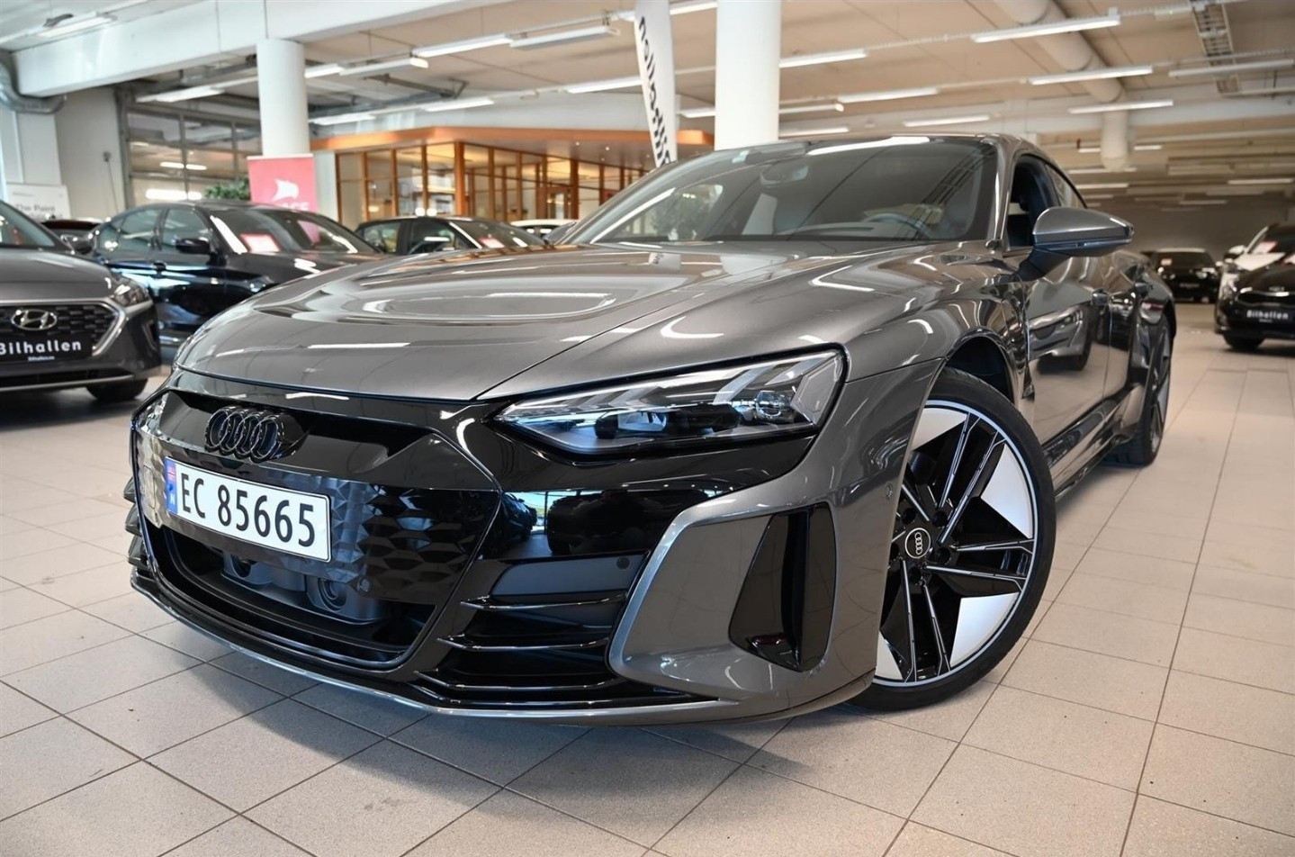 Audi e-tron GT quattro PRO, b&w, Massasje, kald luft i seter